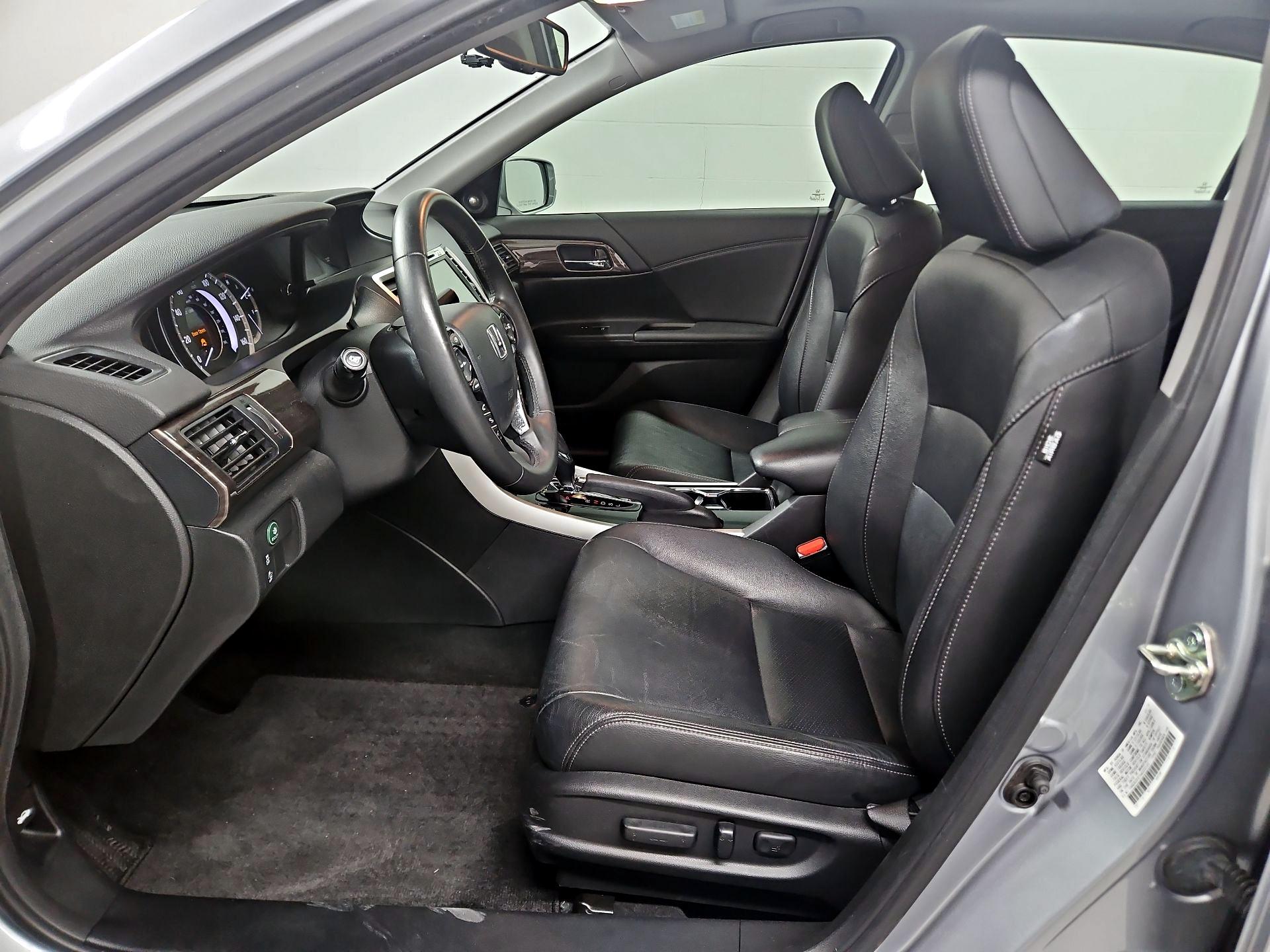 Thumbnail: 2017 Honda Accord - 11