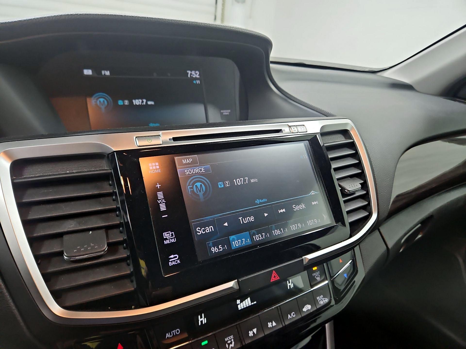 Thumbnail: 2017 Honda Accord - 16