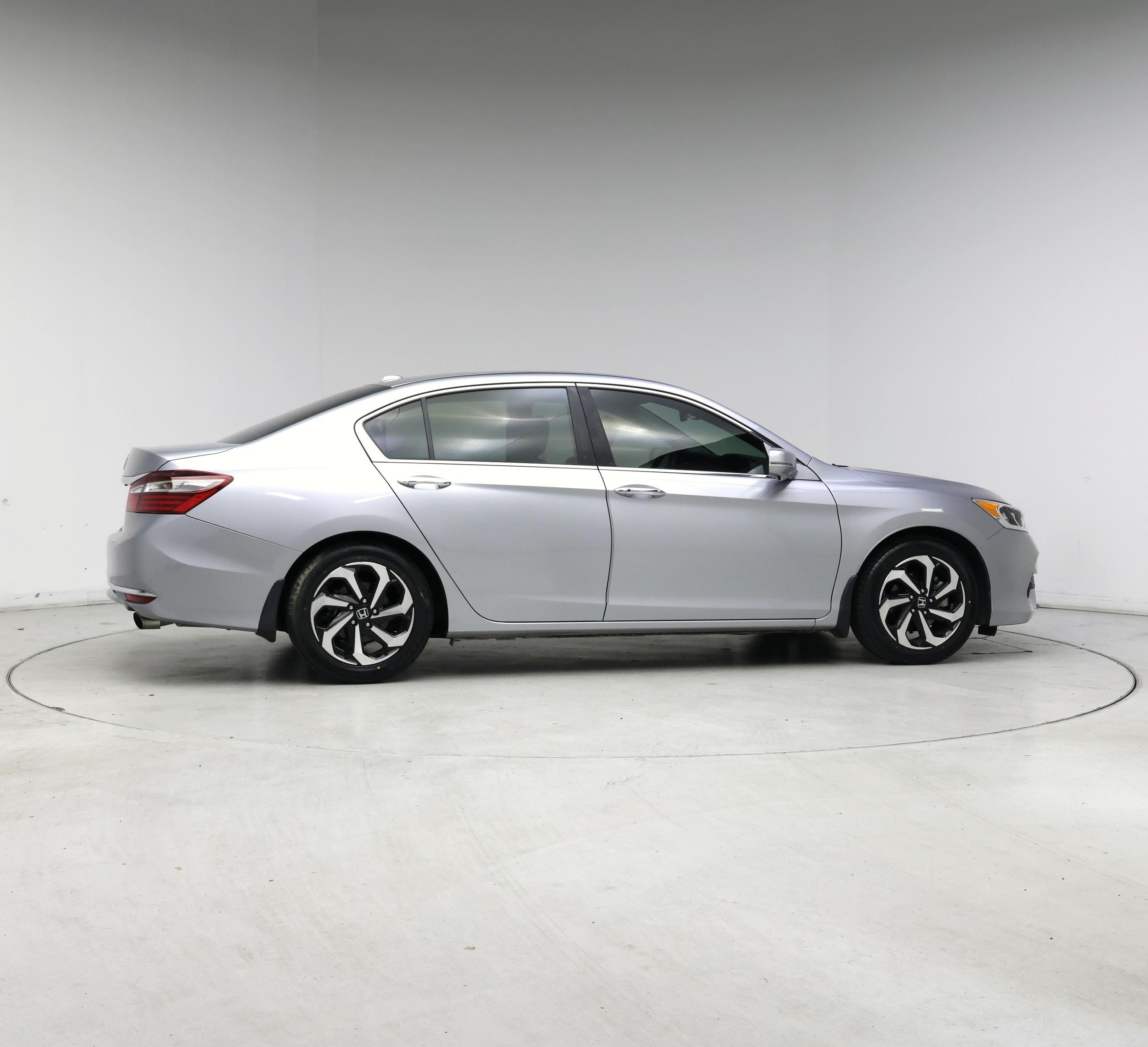 Thumbnail: 2017 Honda Accord - 7