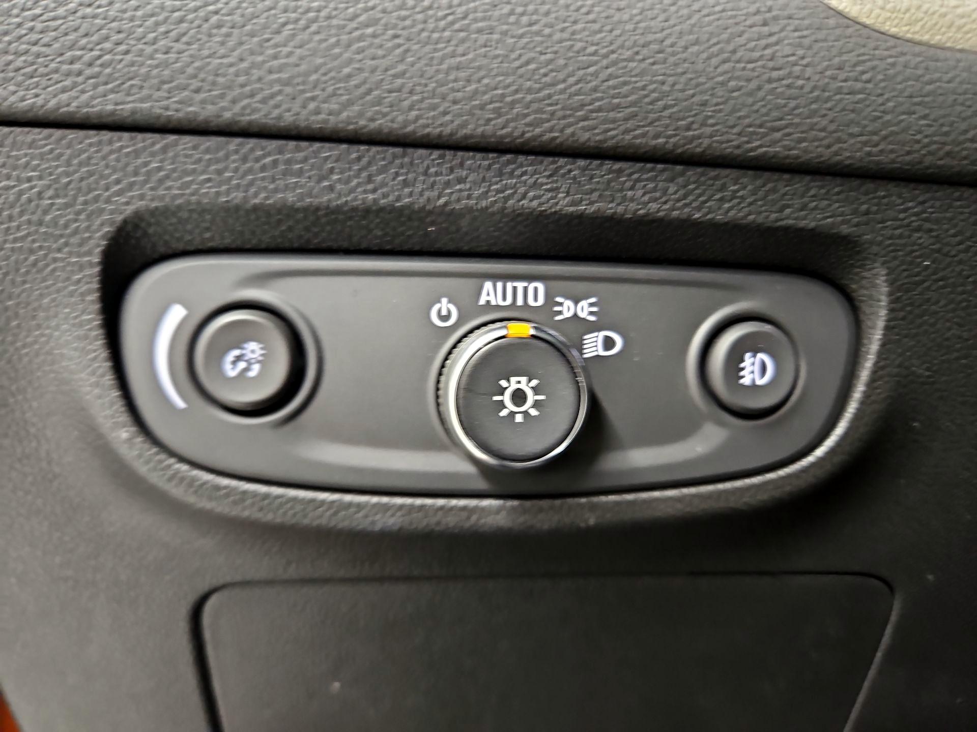Thumbnail: 2021 Buick Encore GX - 13