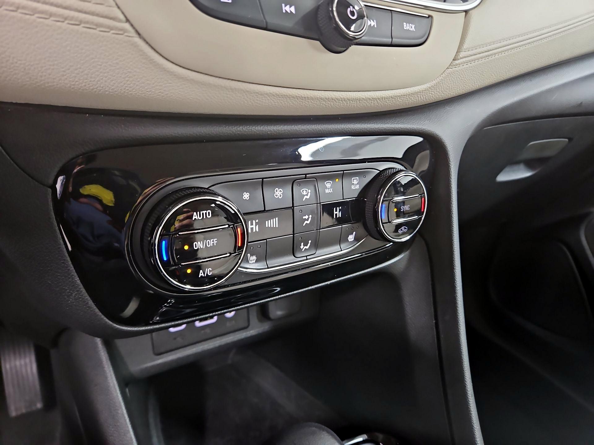 Thumbnail: 2021 Buick Encore GX - 16