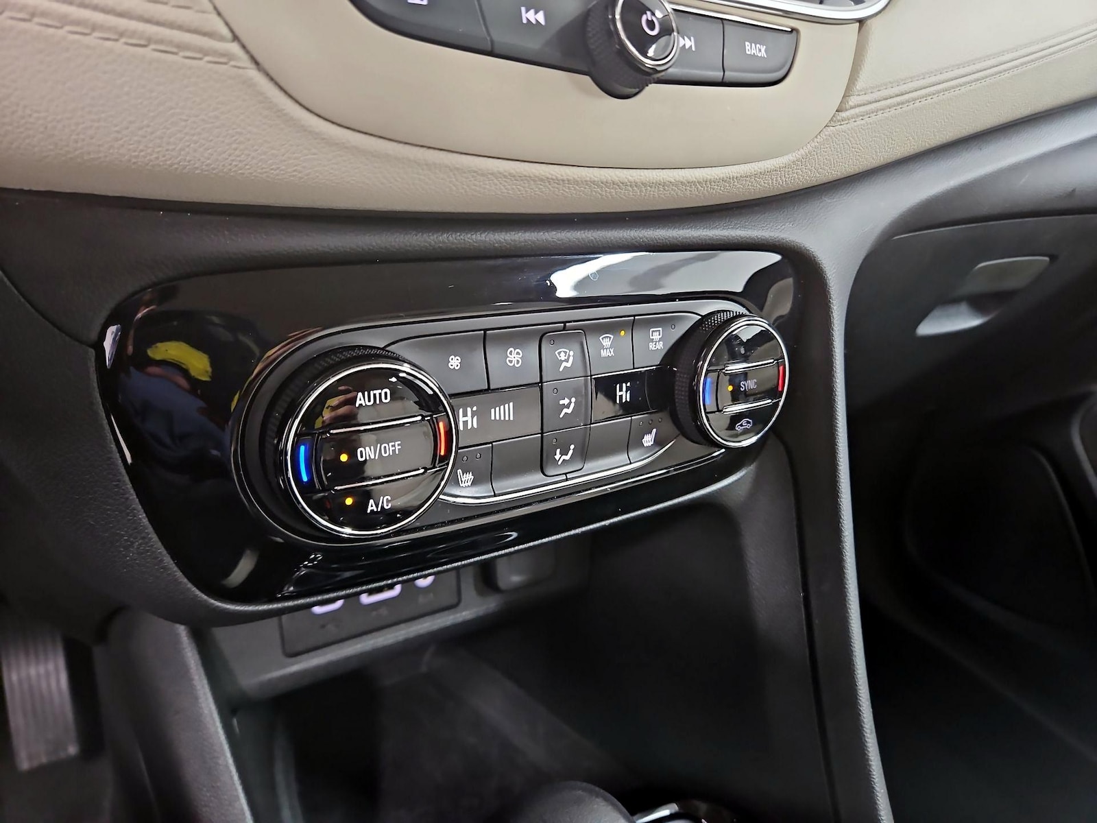 2021 Buick Encore GX Select - Photo 17