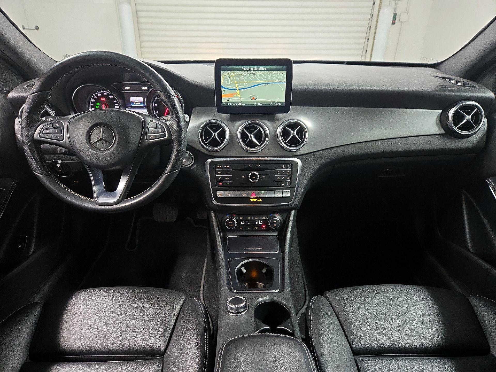 Thumbnail: 2018 Mercedes-Benz GLA - 9