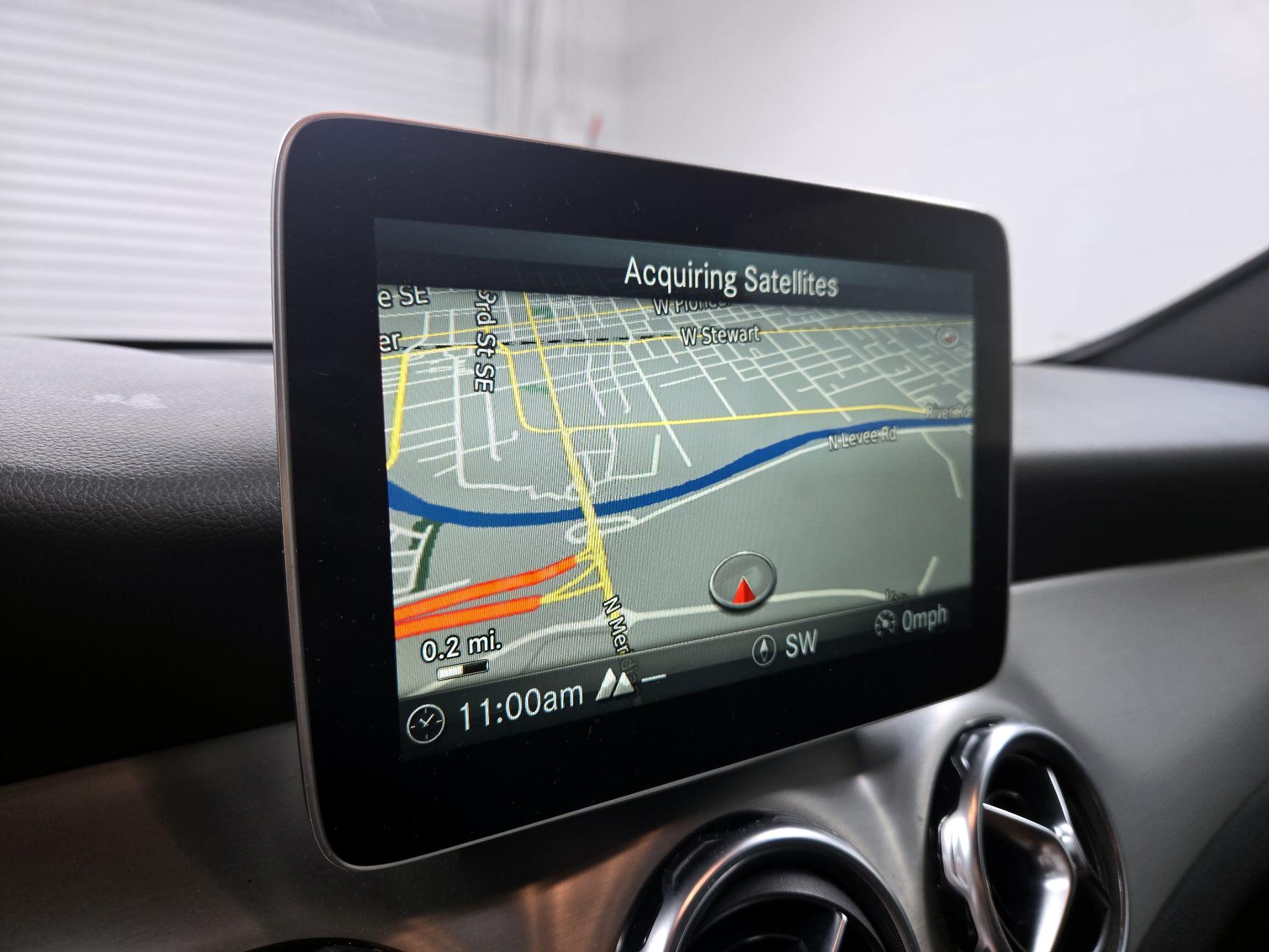 Thumbnail: 2018 Mercedes-Benz GLA - 14