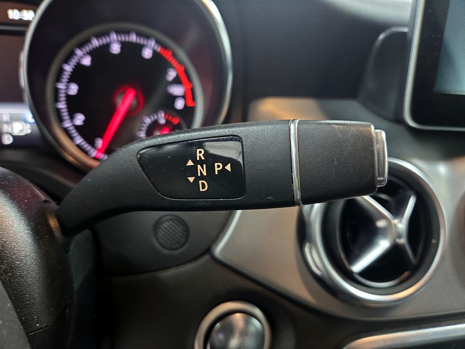 Thumbnail: 2018 Mercedes-Benz GLA - 18