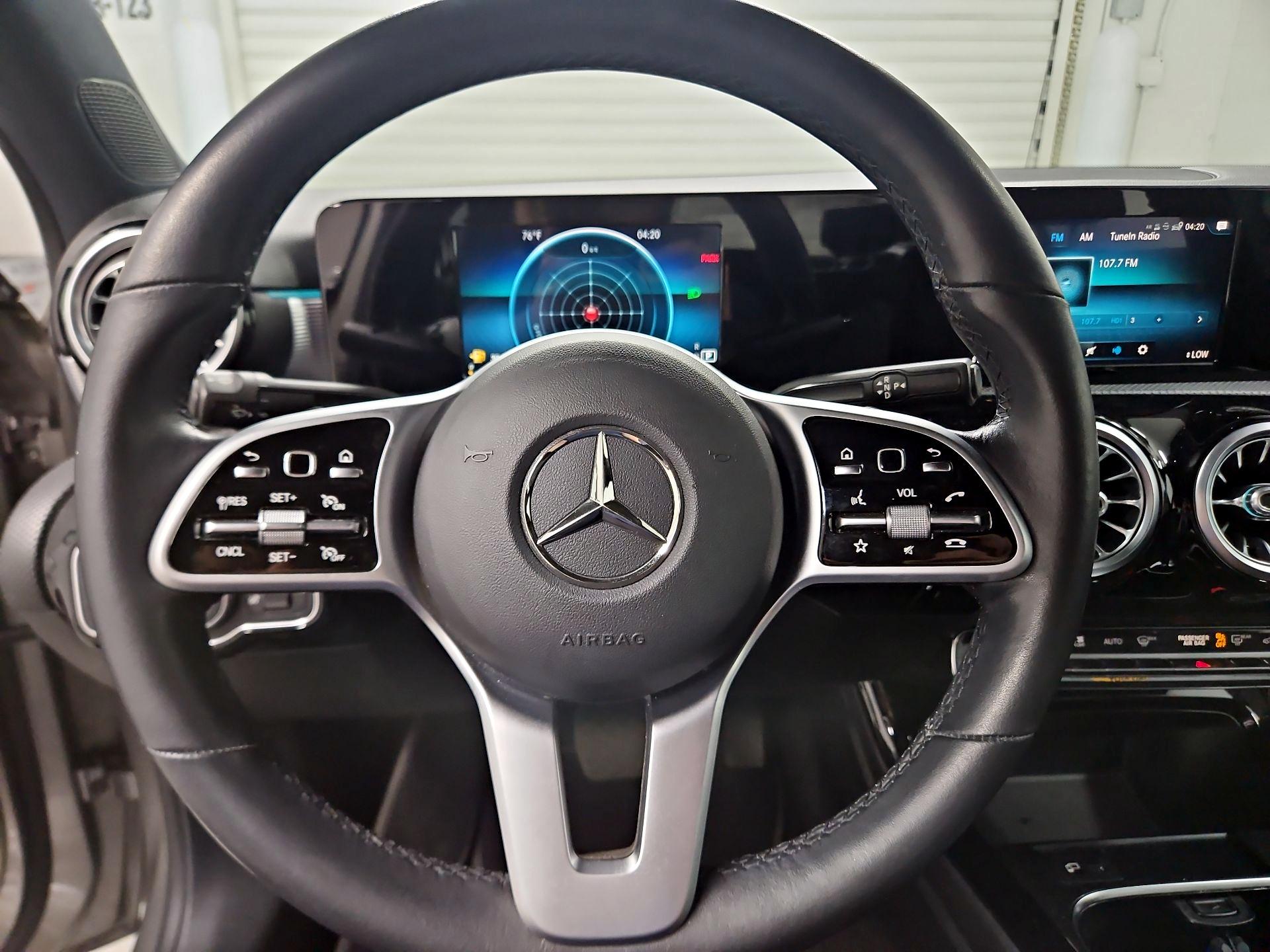 Thumbnail: 2019 Mercedes-Benz A-Class - 10