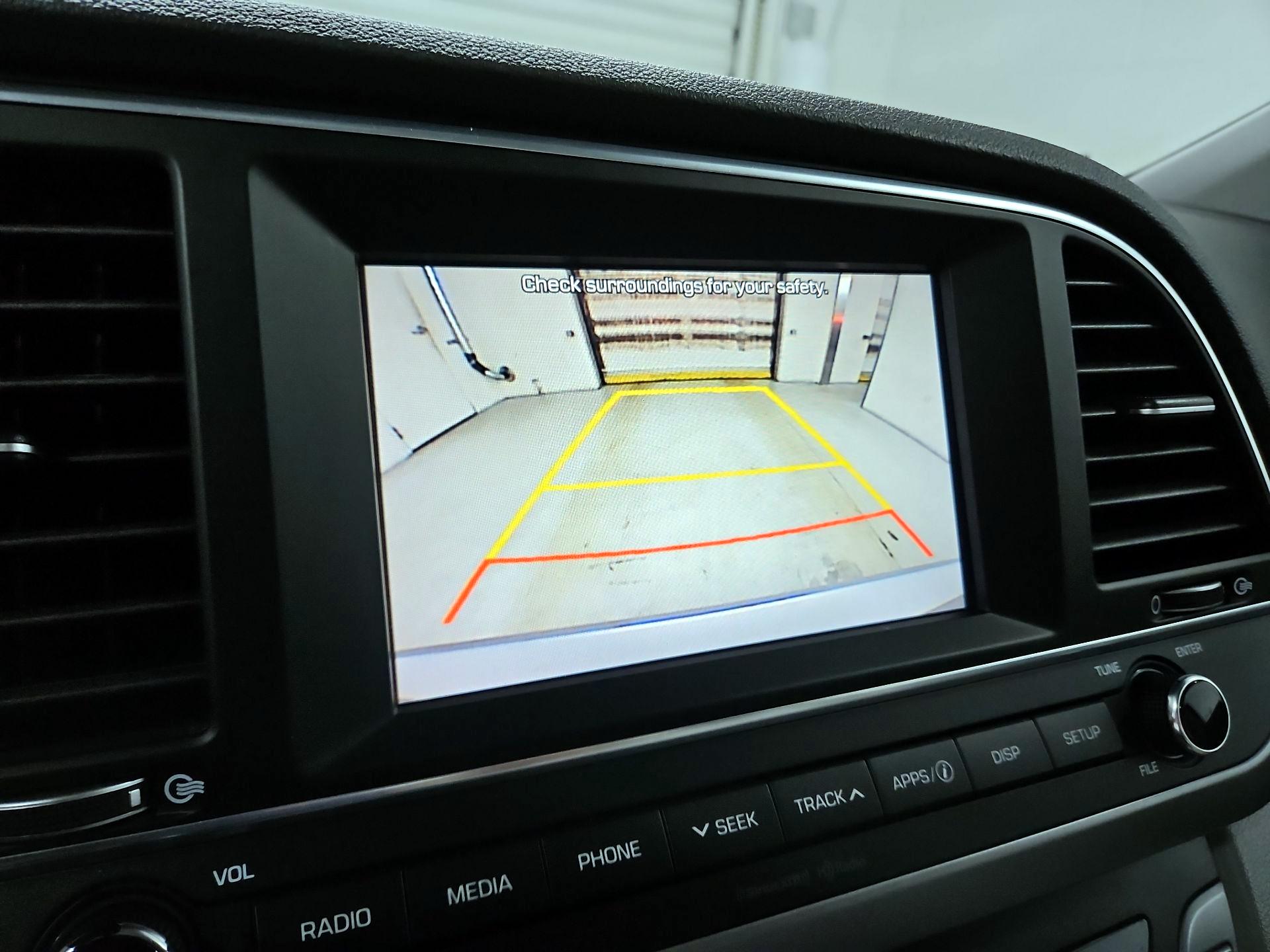 Thumbnail: 2018 Hyundai Elantra - 14