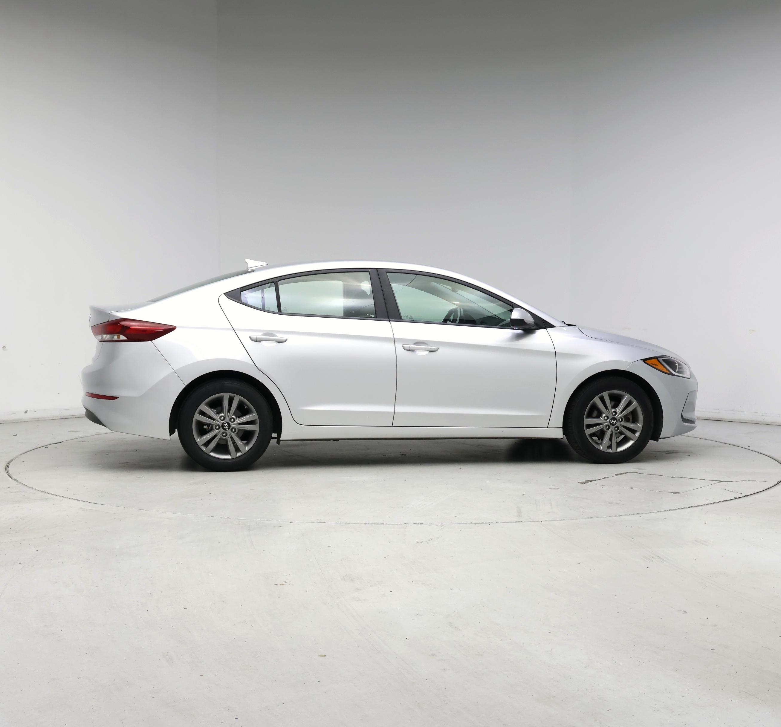 Thumbnail: 2018 Hyundai Elantra - 7