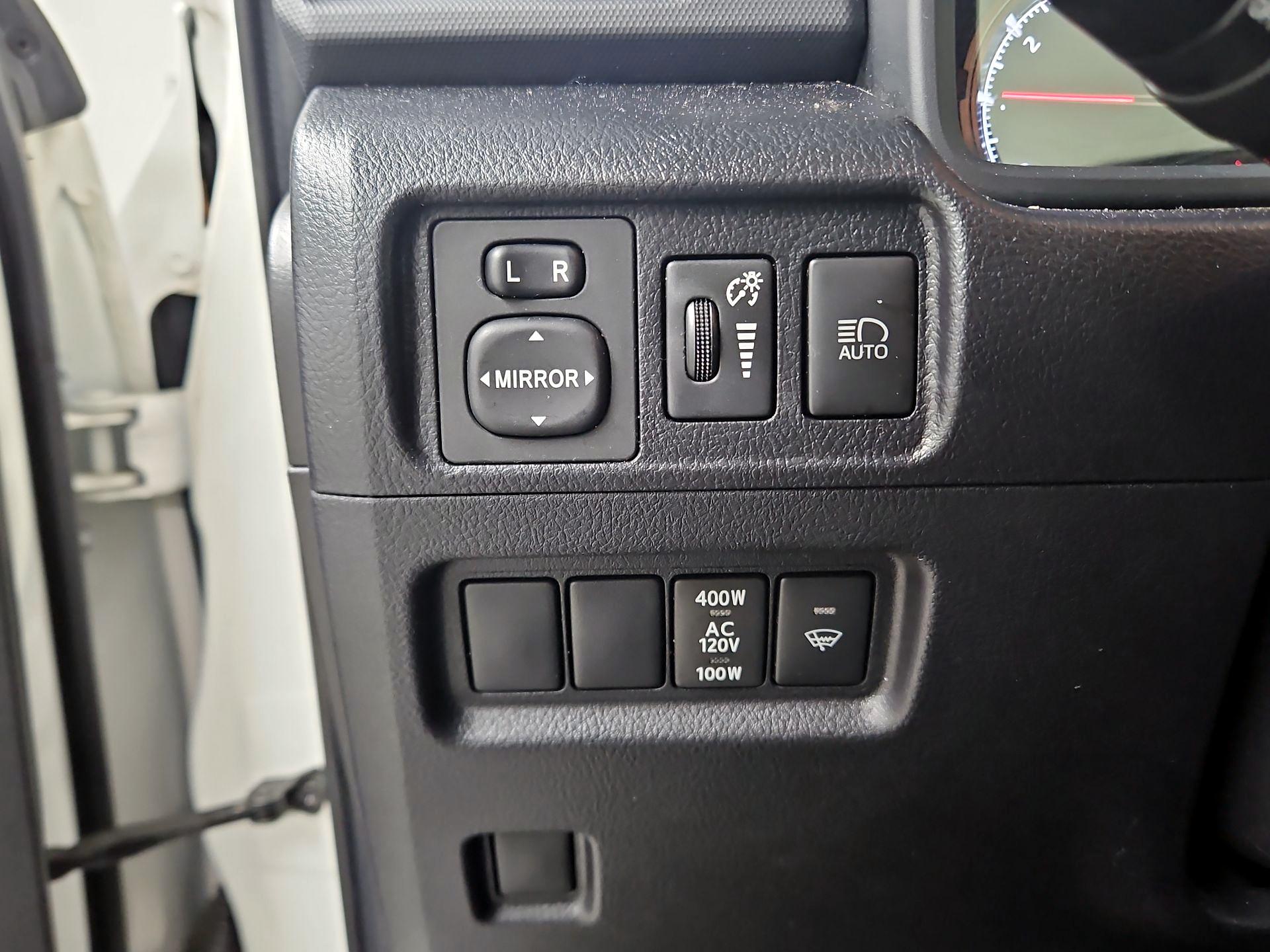 Thumbnail: 2023 Toyota 4Runner - 13