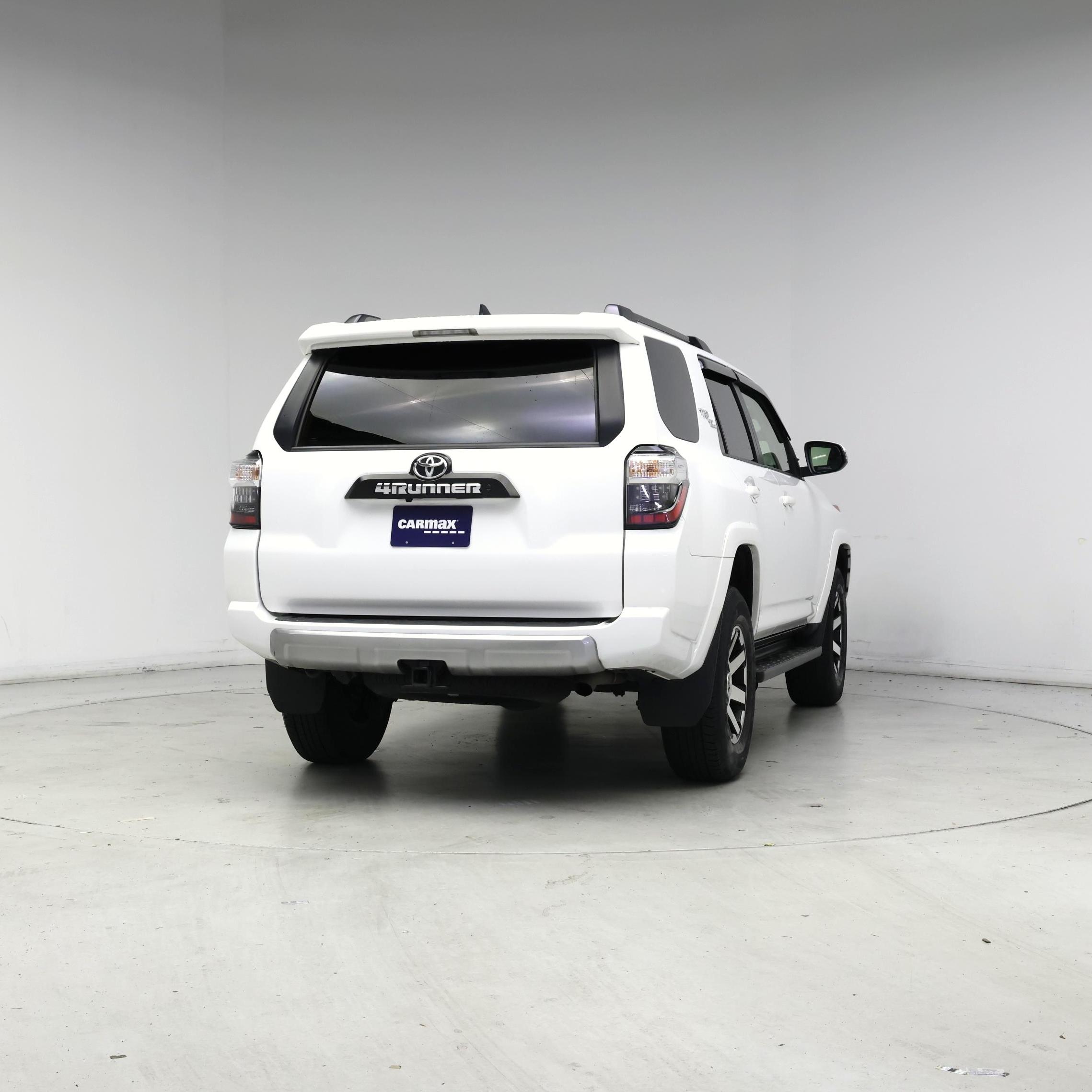 Thumbnail: 2023 Toyota 4Runner - 8