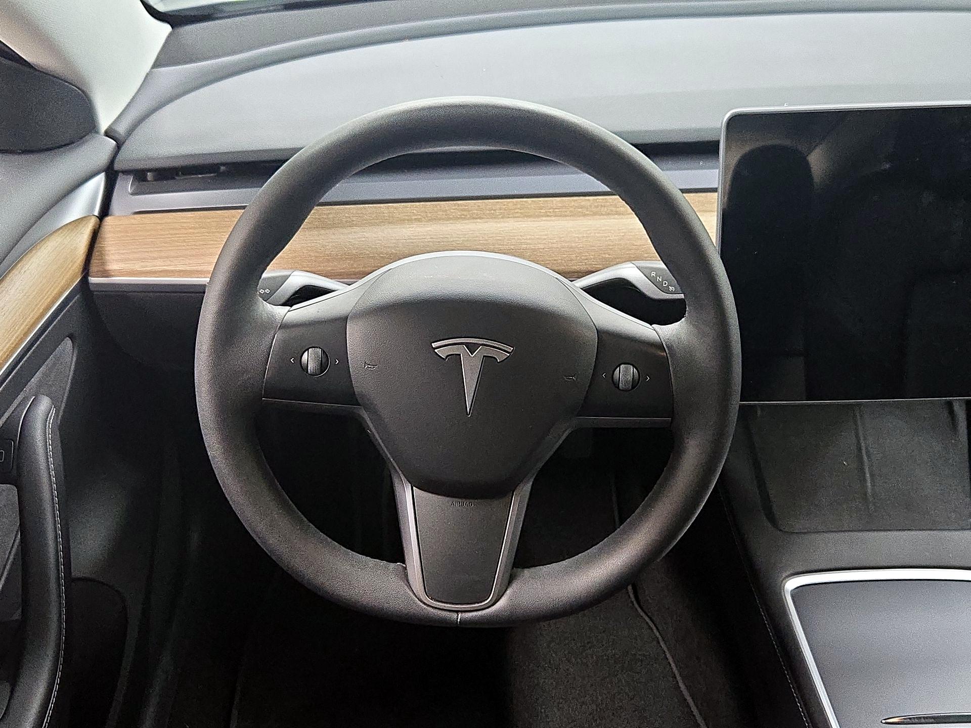 Thumbnail: 2022 Tesla Model 3 - 10