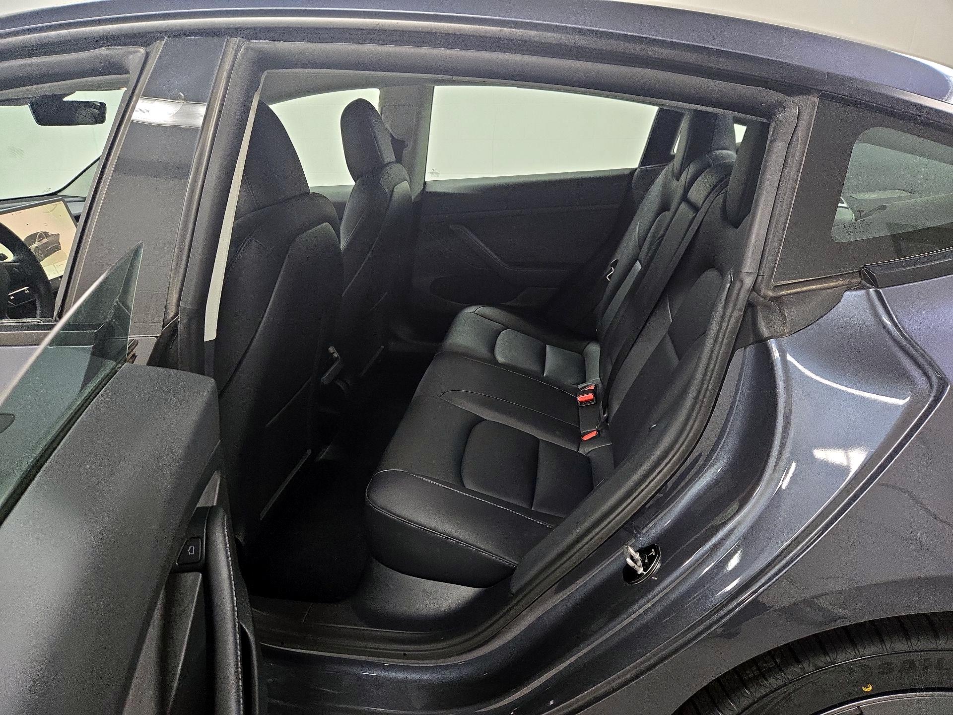 Thumbnail: 2022 Tesla Model 3 - 20