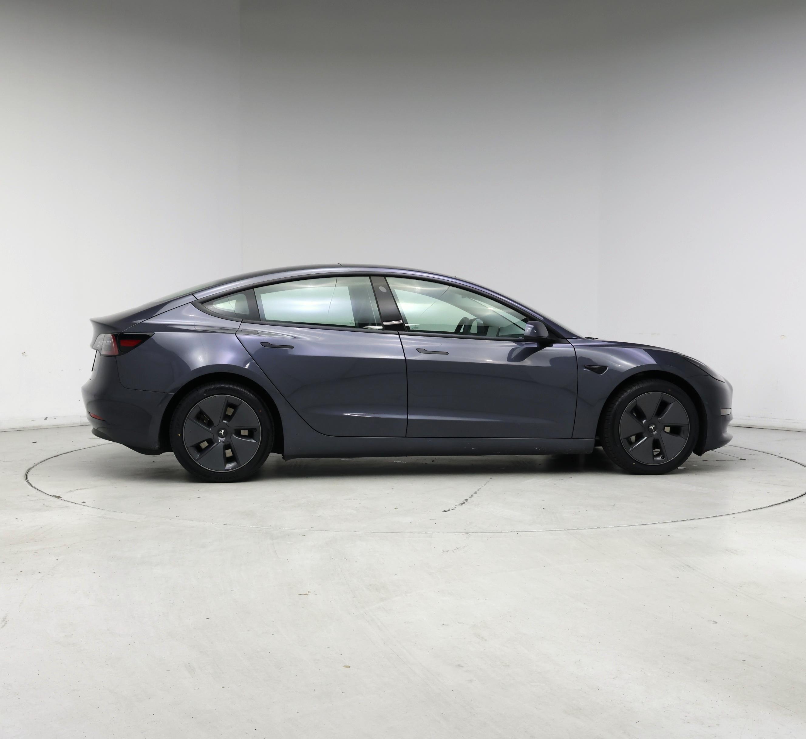 Thumbnail: 2022 Tesla Model 3 - 7