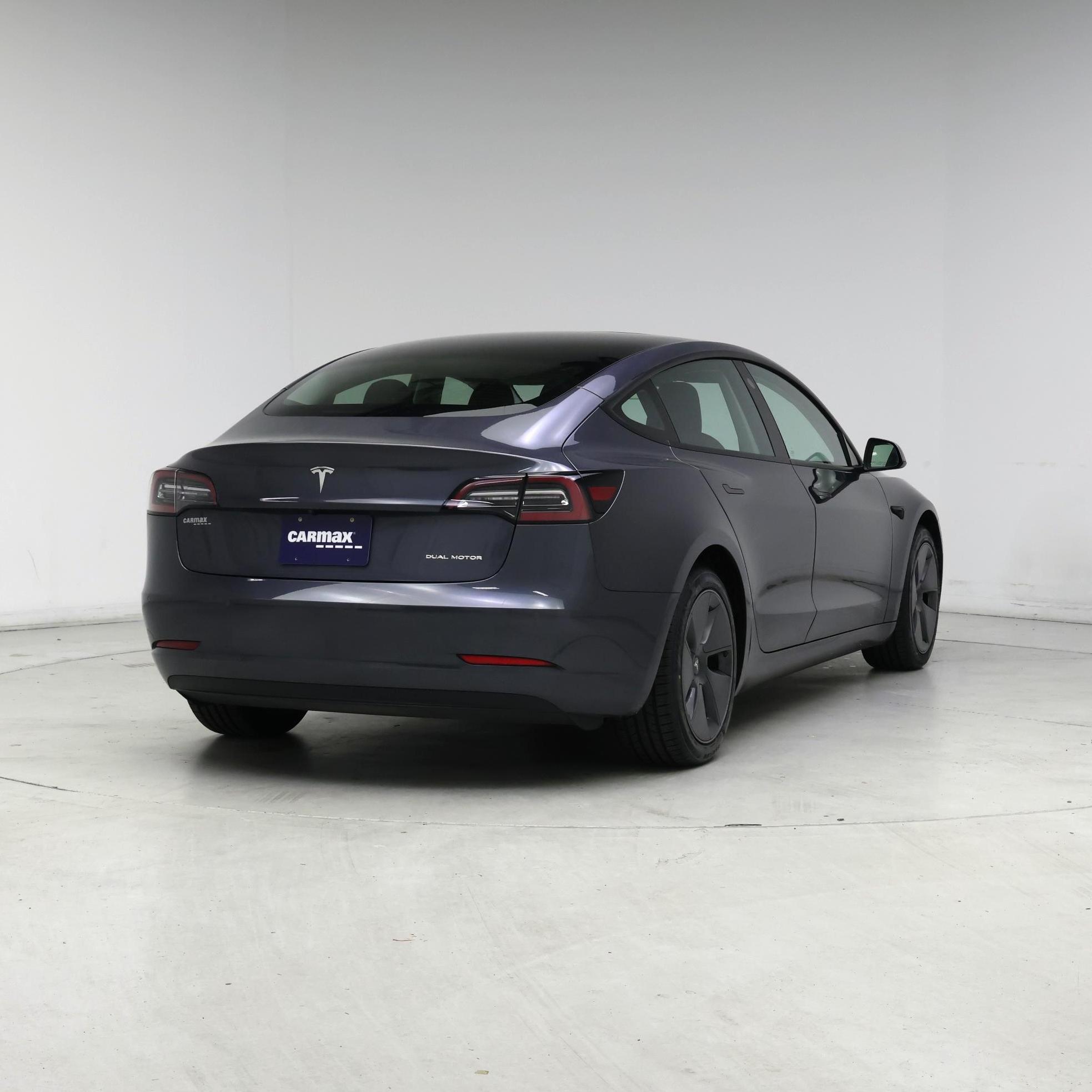 Thumbnail: 2022 Tesla Model 3 - 8