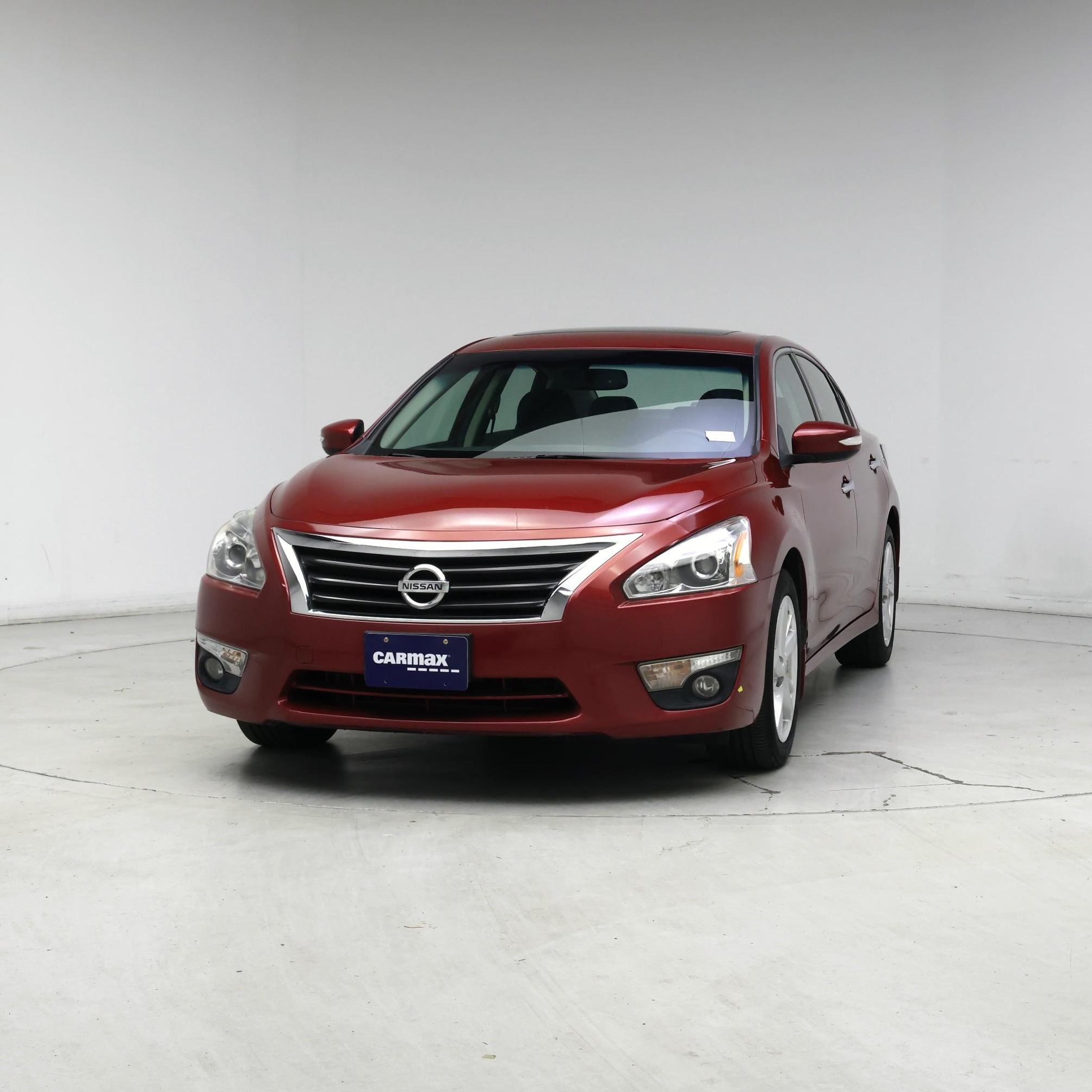 Thumbnail: 2015 Nissan Altima - 4