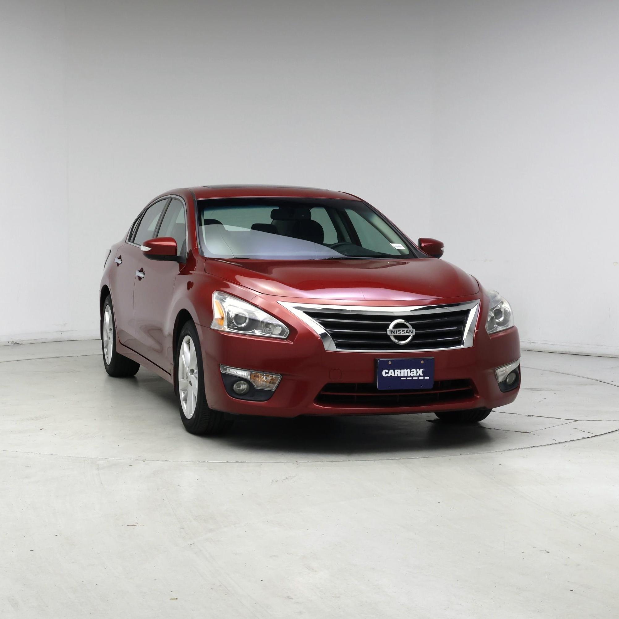 Thumbnail: 2015 Nissan Altima - 5