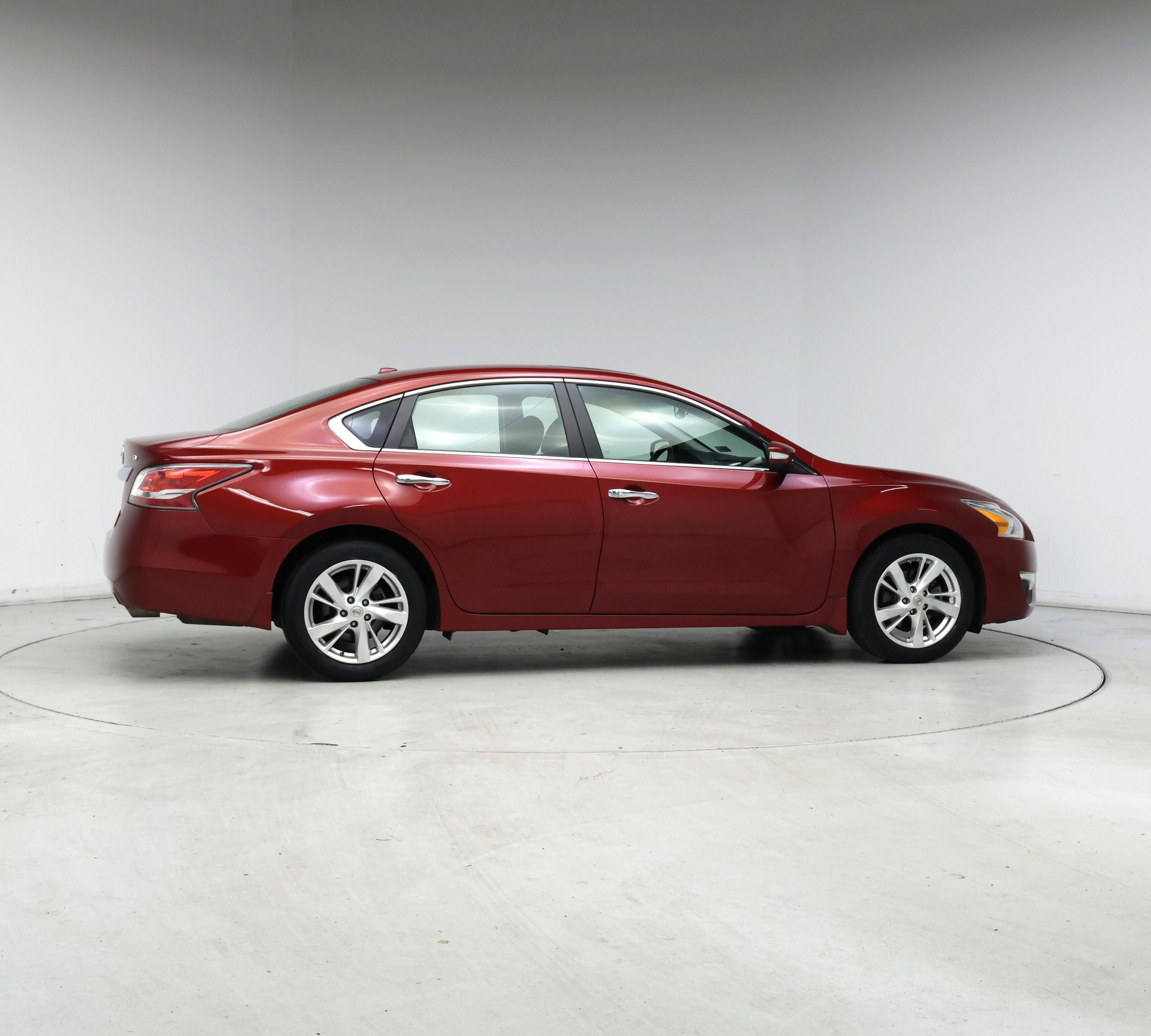 Thumbnail: 2015 Nissan Altima - 7