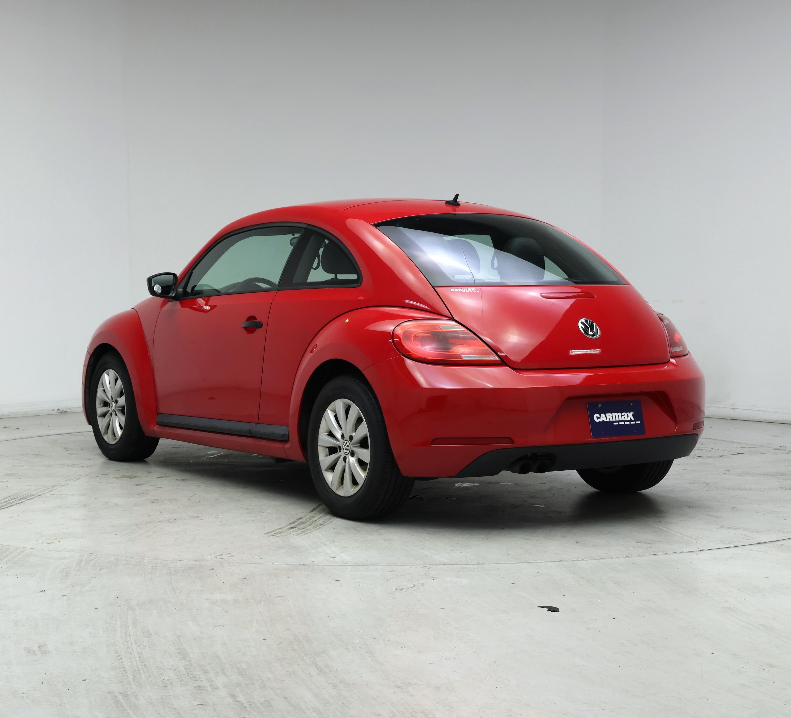 Thumbnail: 2015 Volkswagen Beetle - 2