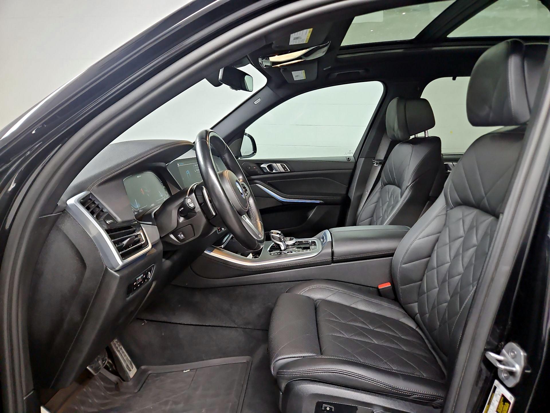 Thumbnail: 2023 BMW X5 - 11