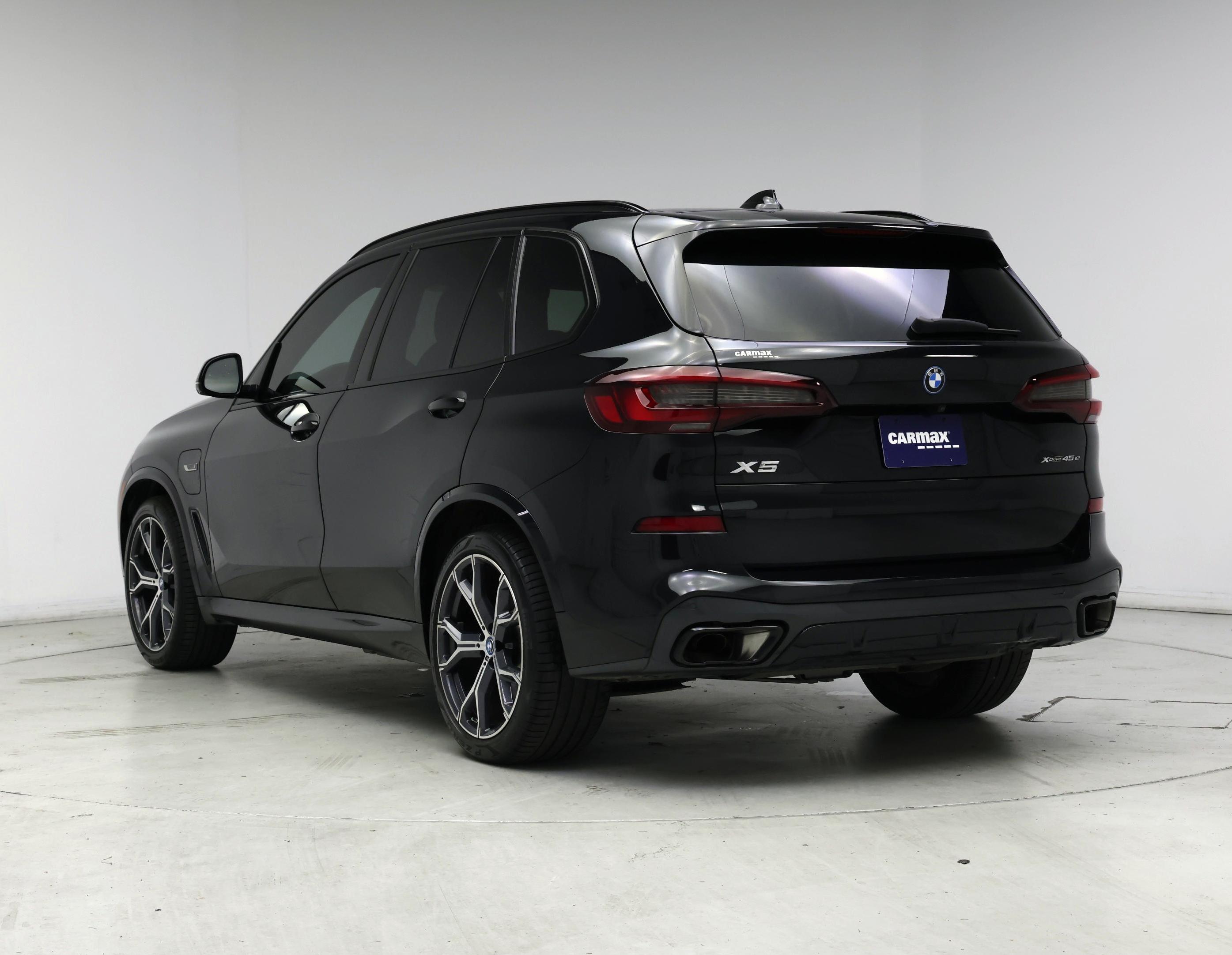 Thumbnail: 2023 BMW X5 - 2