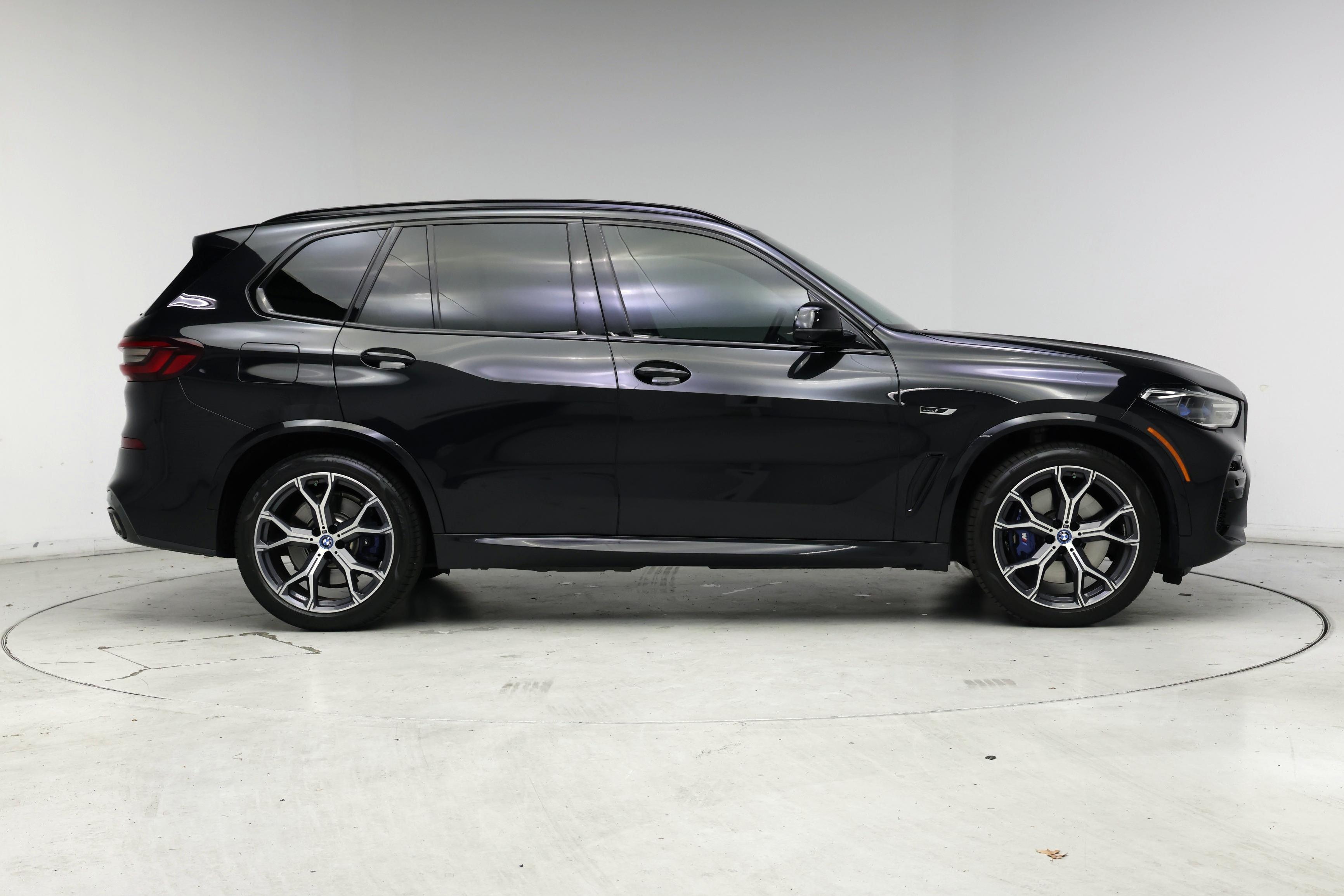 Thumbnail: 2023 BMW X5 - 7