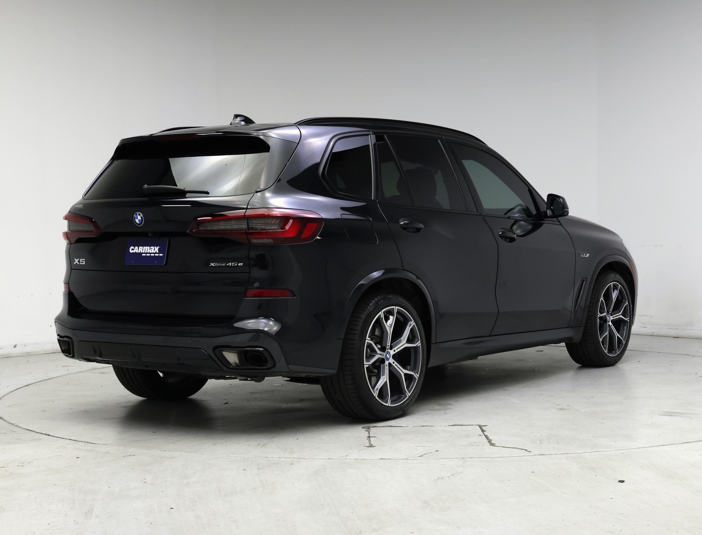 Thumbnail: 2023 BMW X5 - 8