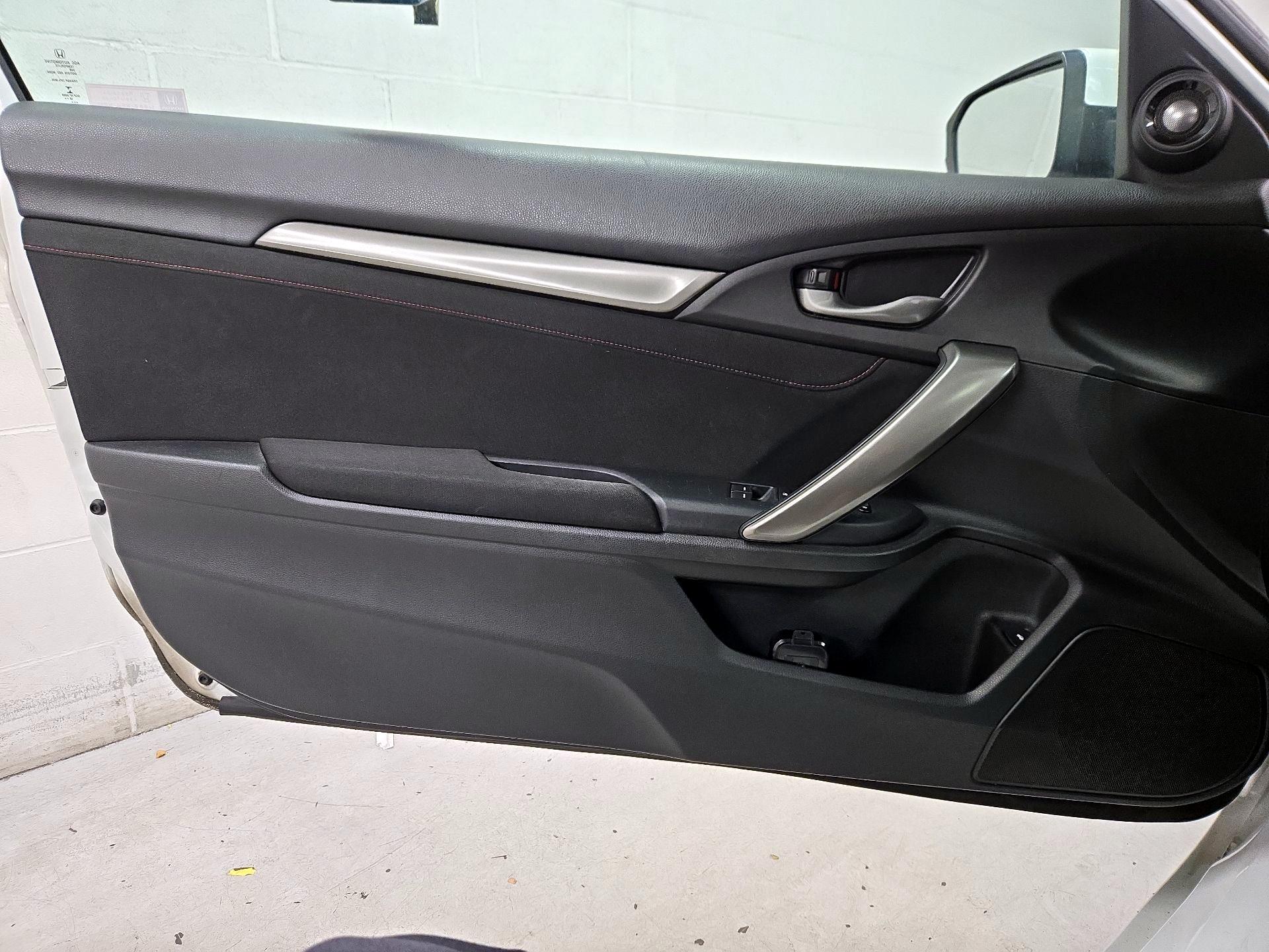 Thumbnail: 2019 Honda Civic - 12