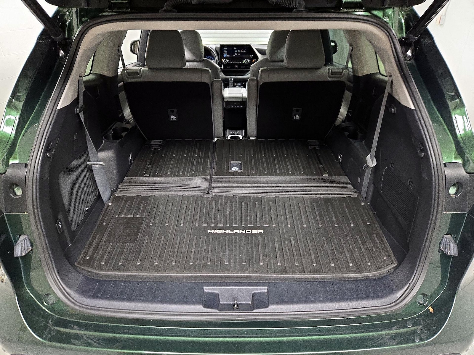 2023 Toyota Highlander Limited - Photo 24