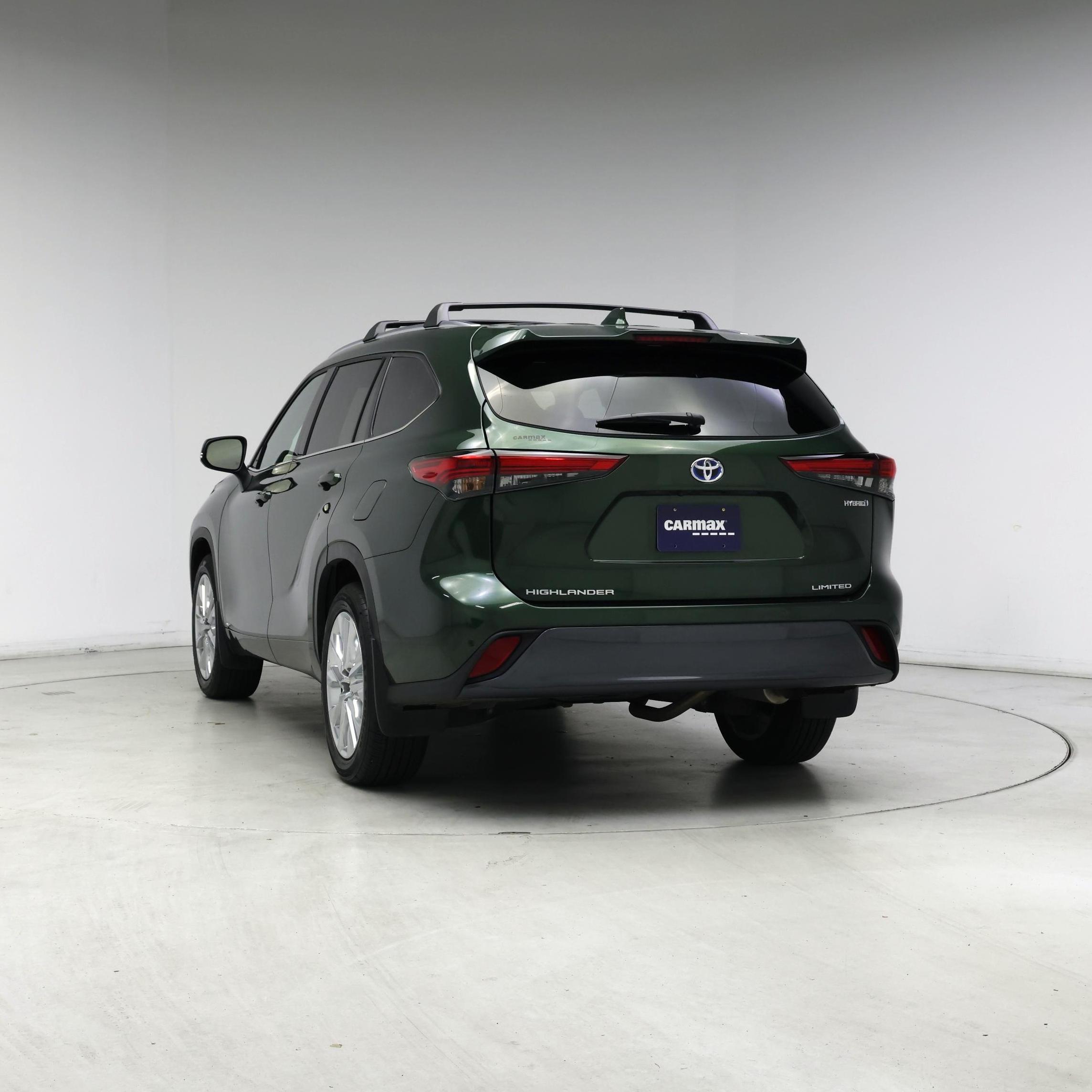 Thumbnail: 2023 Toyota Highlander - 6