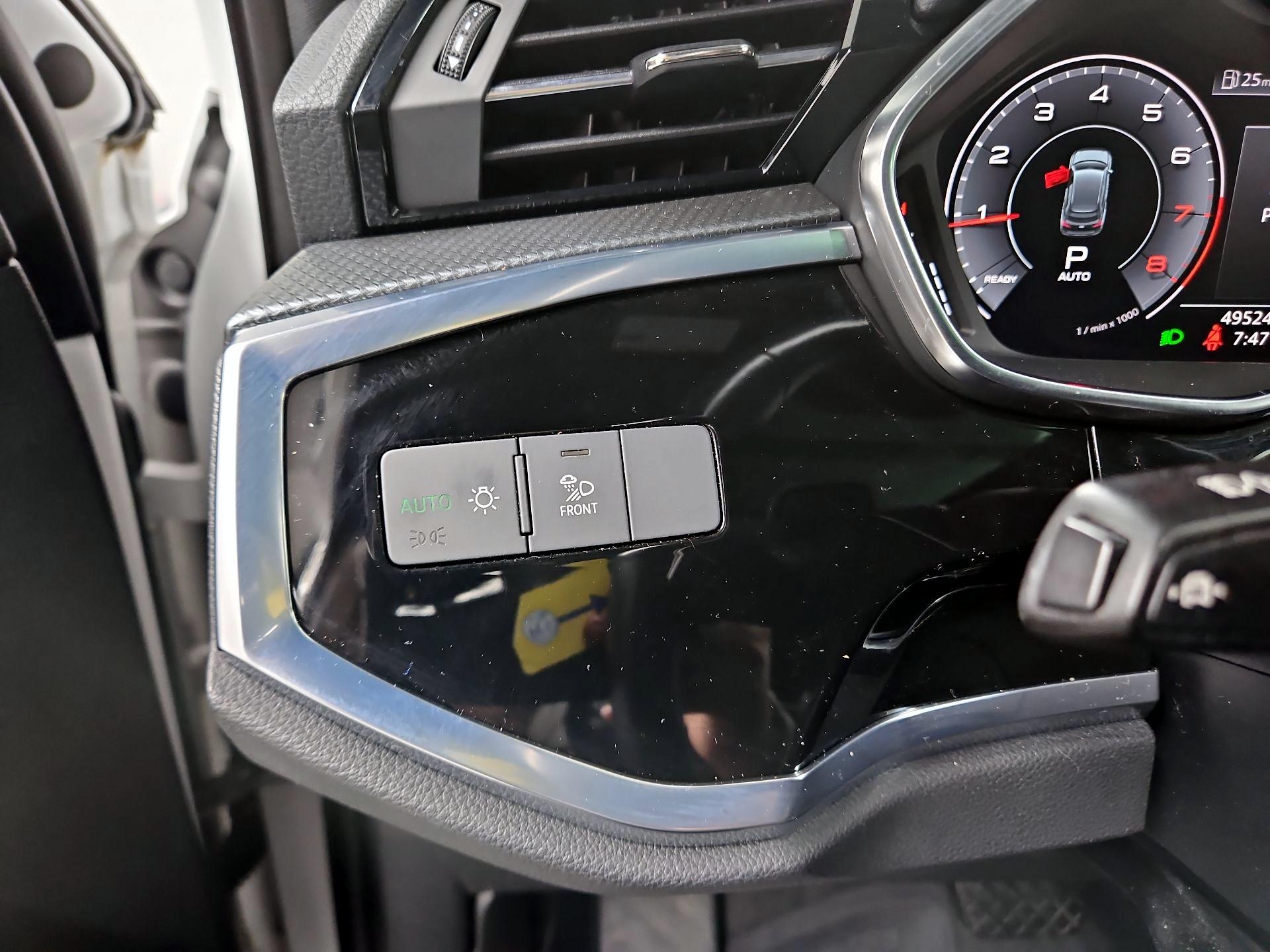 Thumbnail: 2021 Audi Q3 - 13