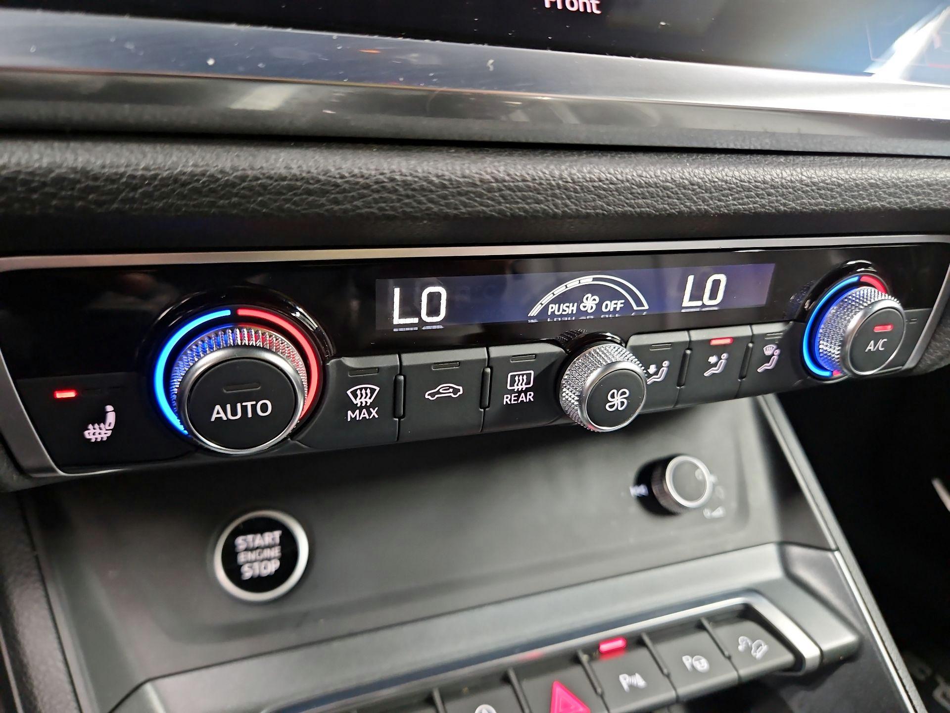 Thumbnail: 2021 Audi Q3 - 17