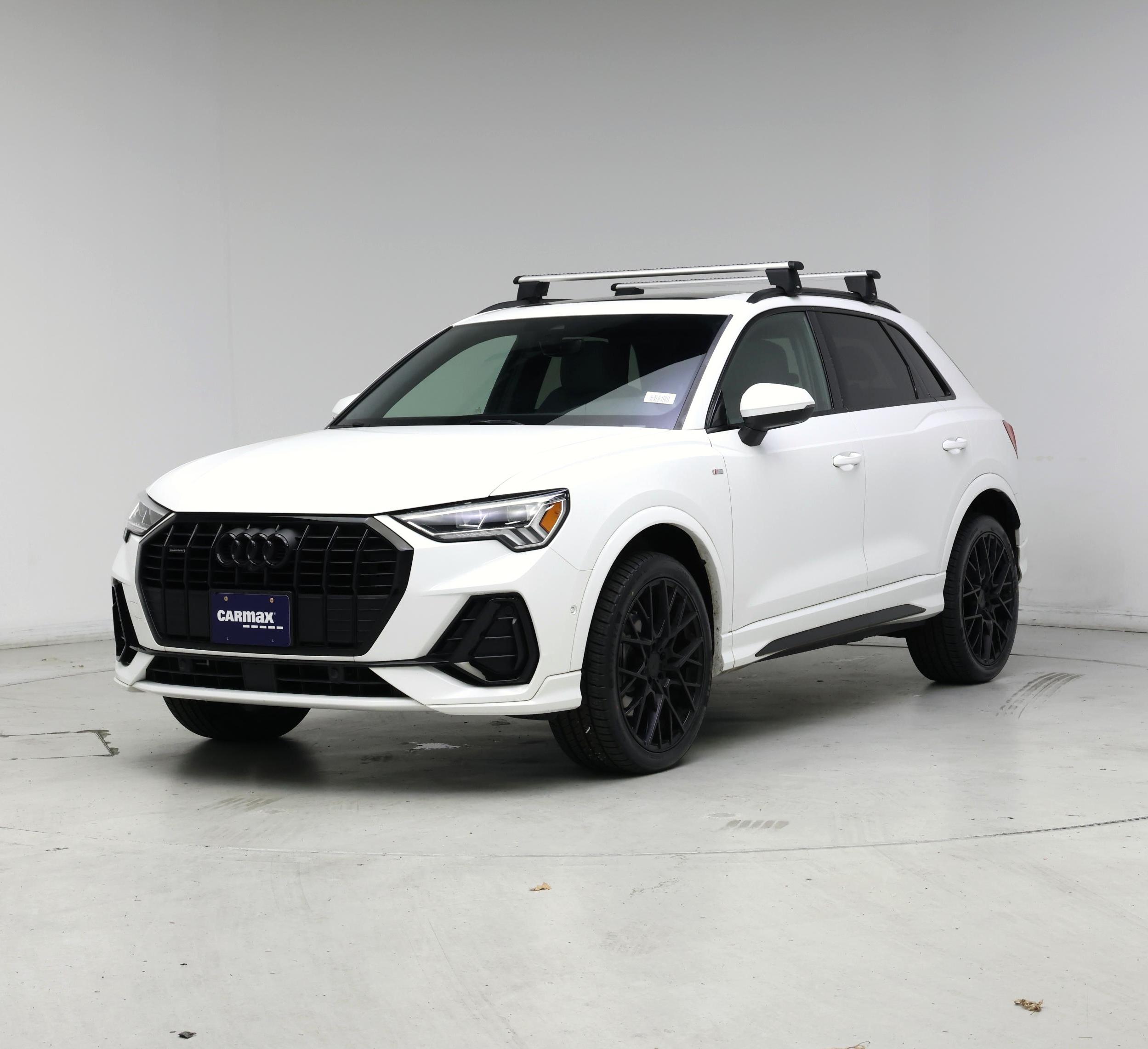 Thumbnail: 2021 Audi Q3 - 4
