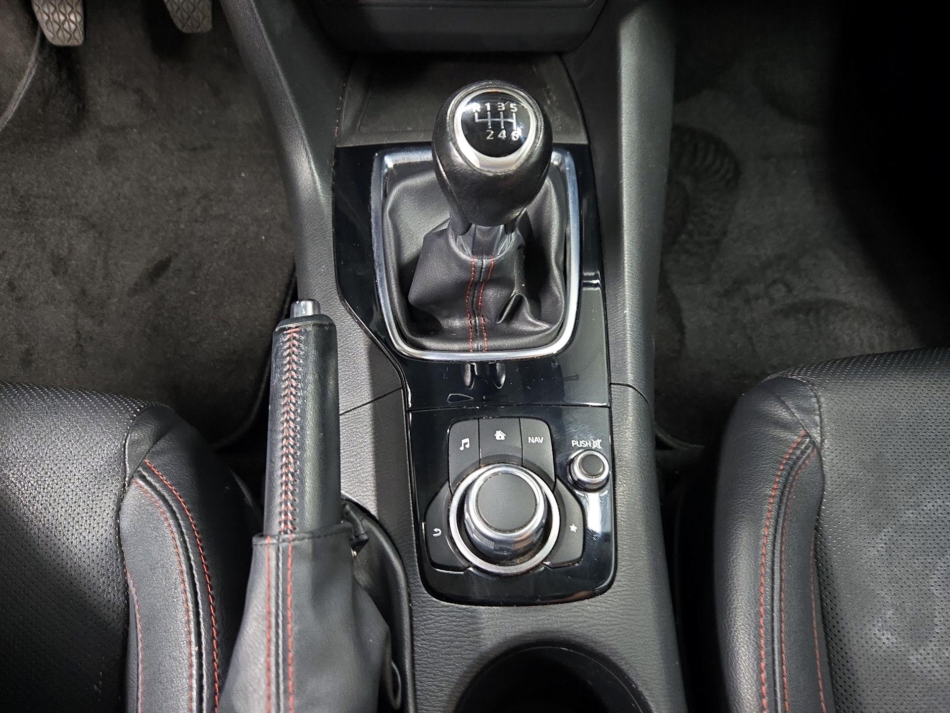 Thumbnail: 2015 Mazda Mazda3 - 18