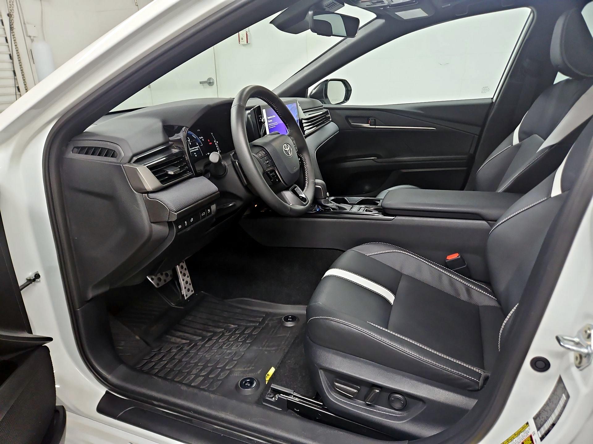 Thumbnail: 2026 Toyota Camry - 11