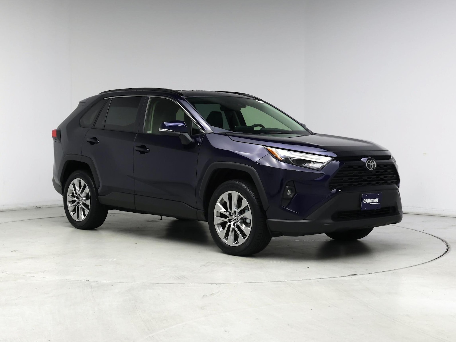 2025 Toyota RAV4 XLE Premium - Photo 2