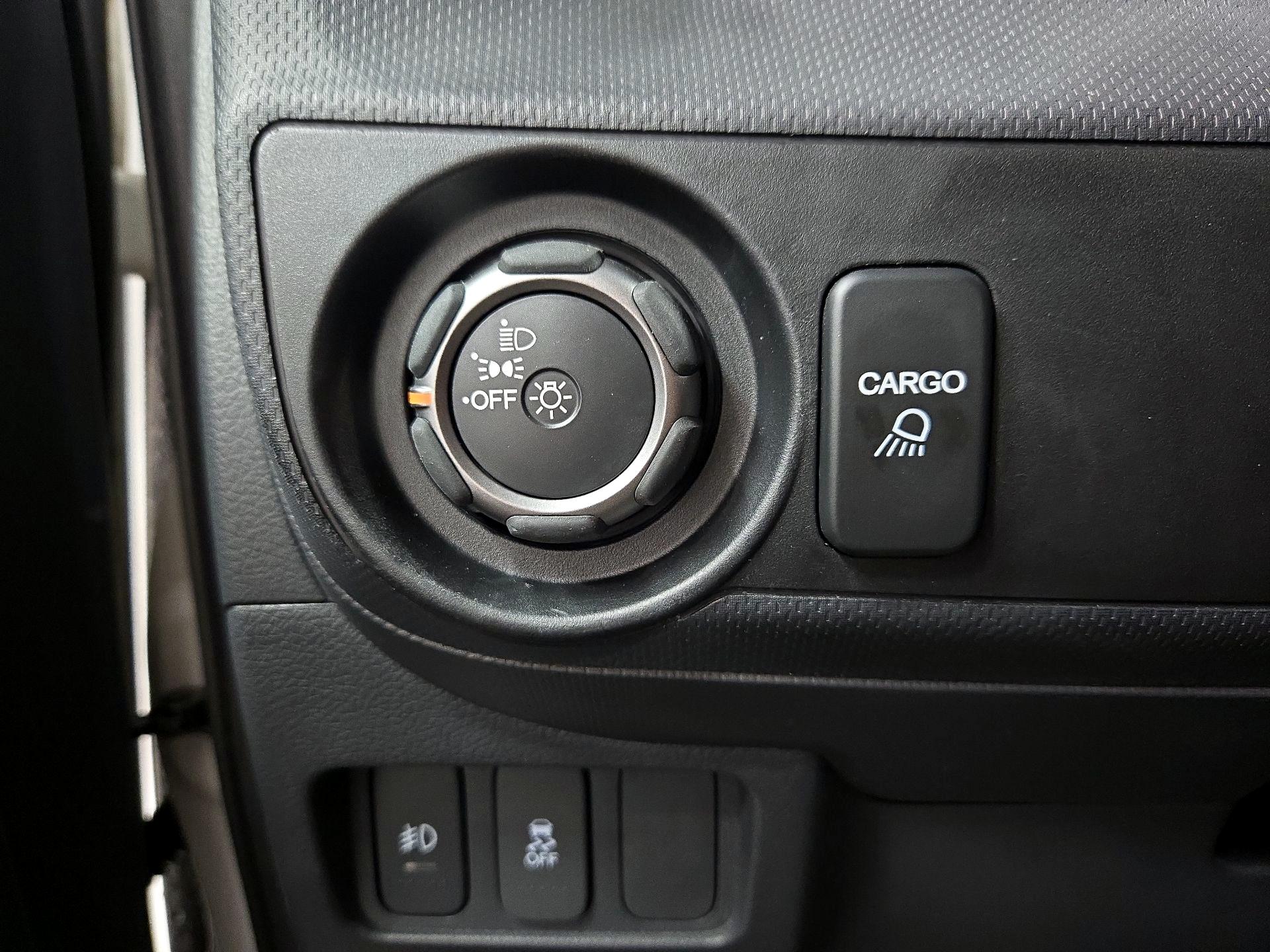 Thumbnail: 2014 Honda Ridgeline - 13