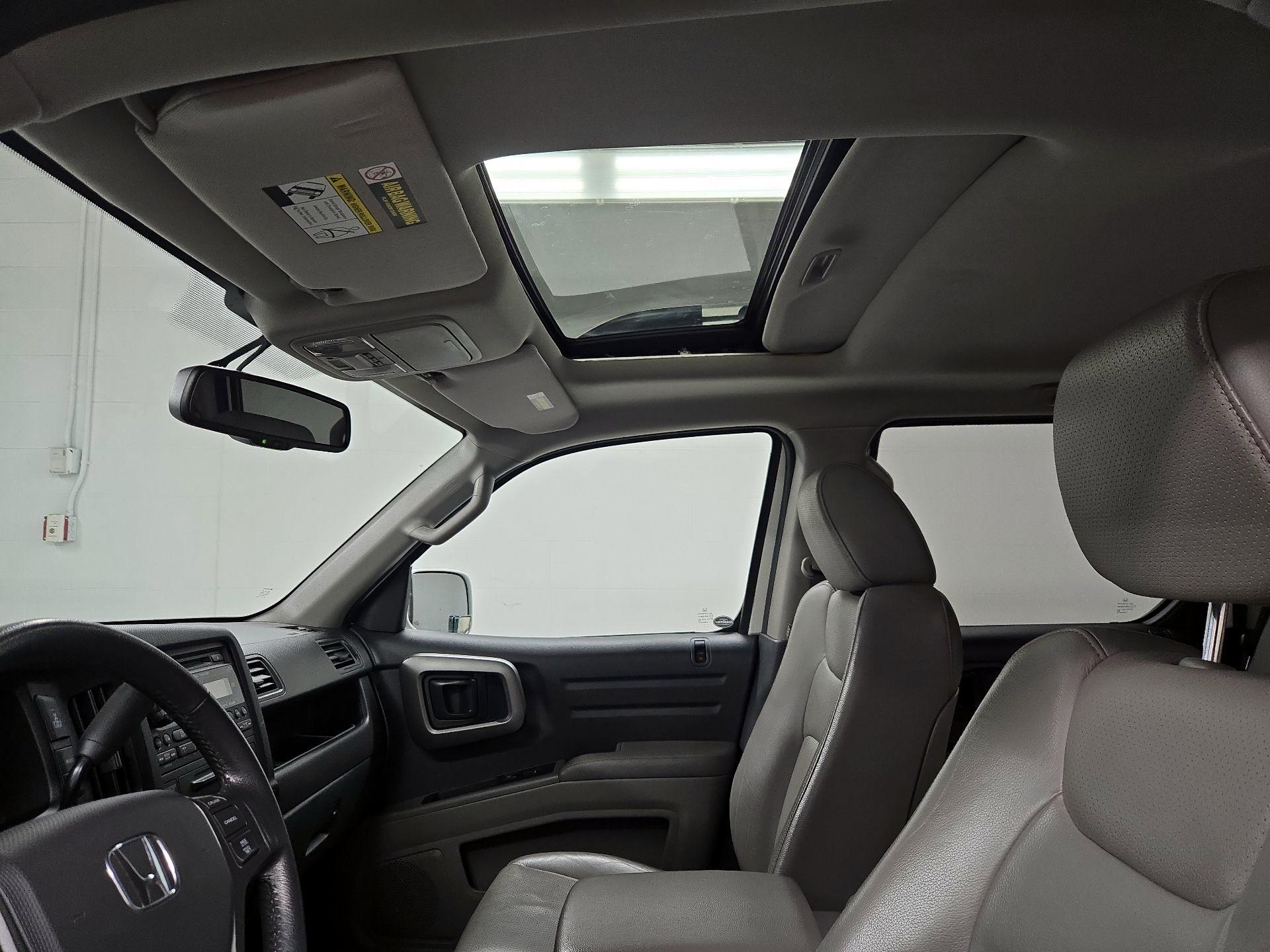 Thumbnail: 2014 Honda Ridgeline - 19