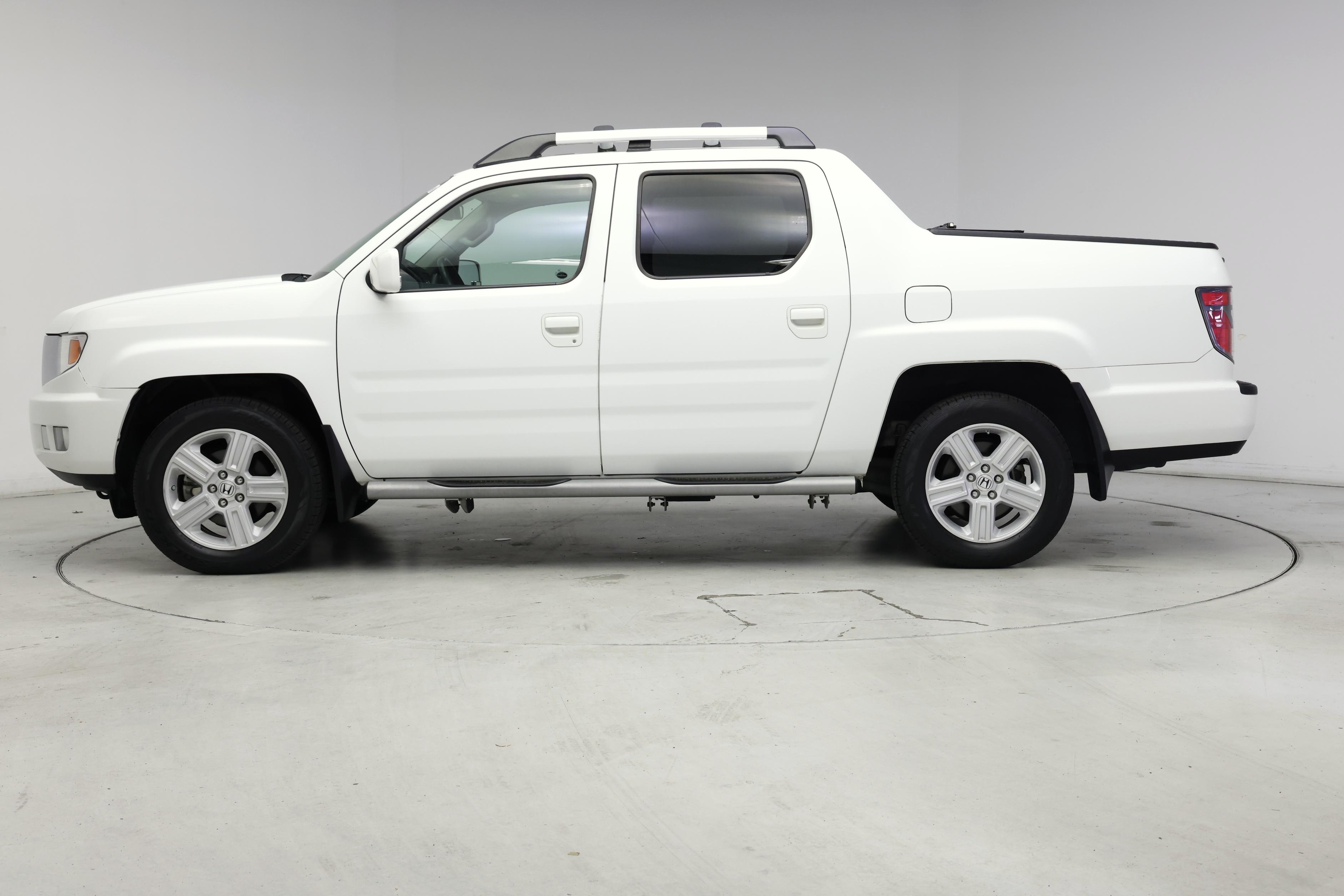 Thumbnail: 2014 Honda Ridgeline - 3