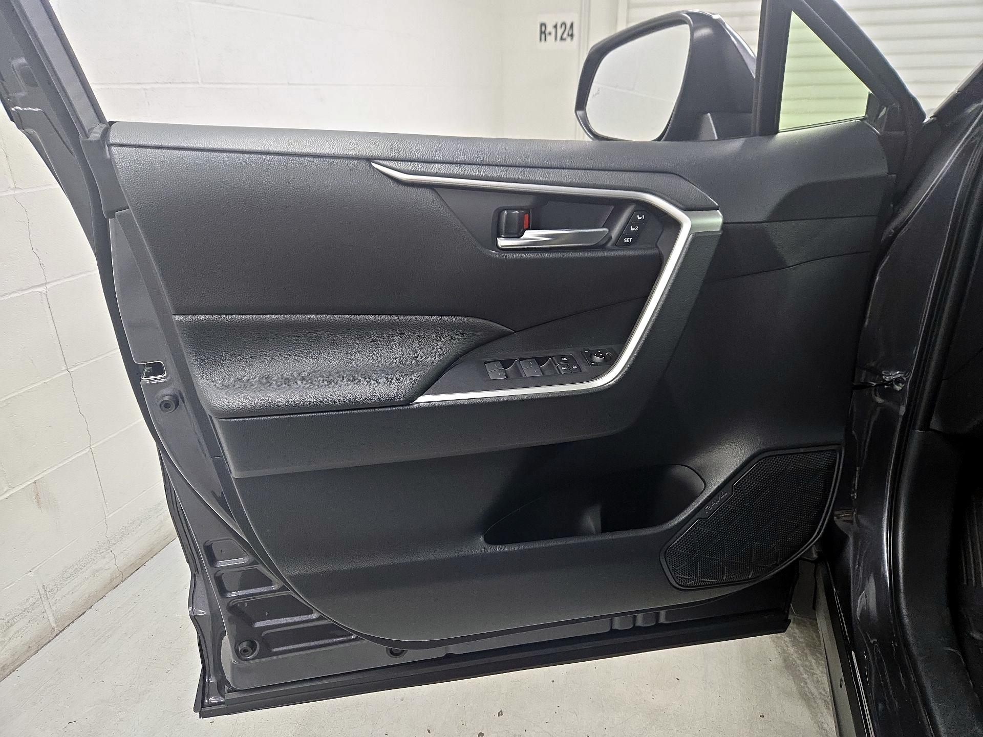 Thumbnail: 2024 Toyota RAV4 - 12