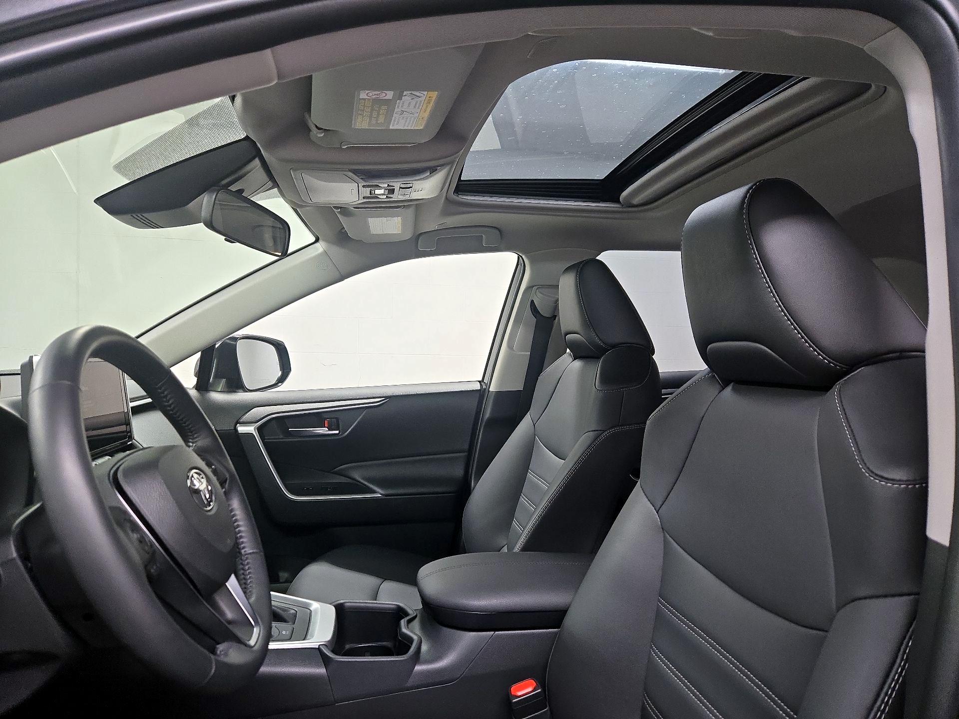 Thumbnail: 2024 Toyota RAV4 - 19