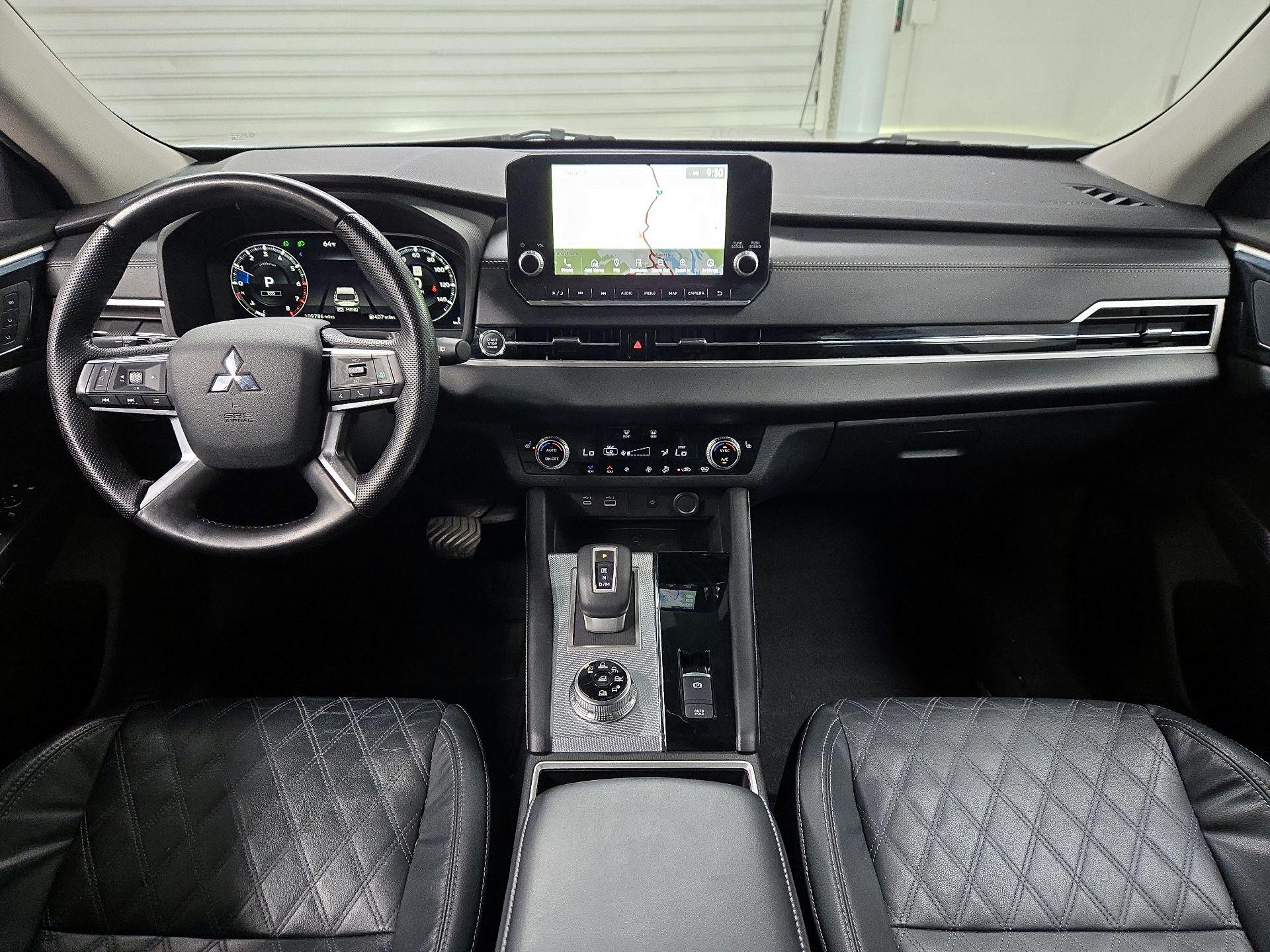 Thumbnail: 2022 Mitsubishi Outlander - 9