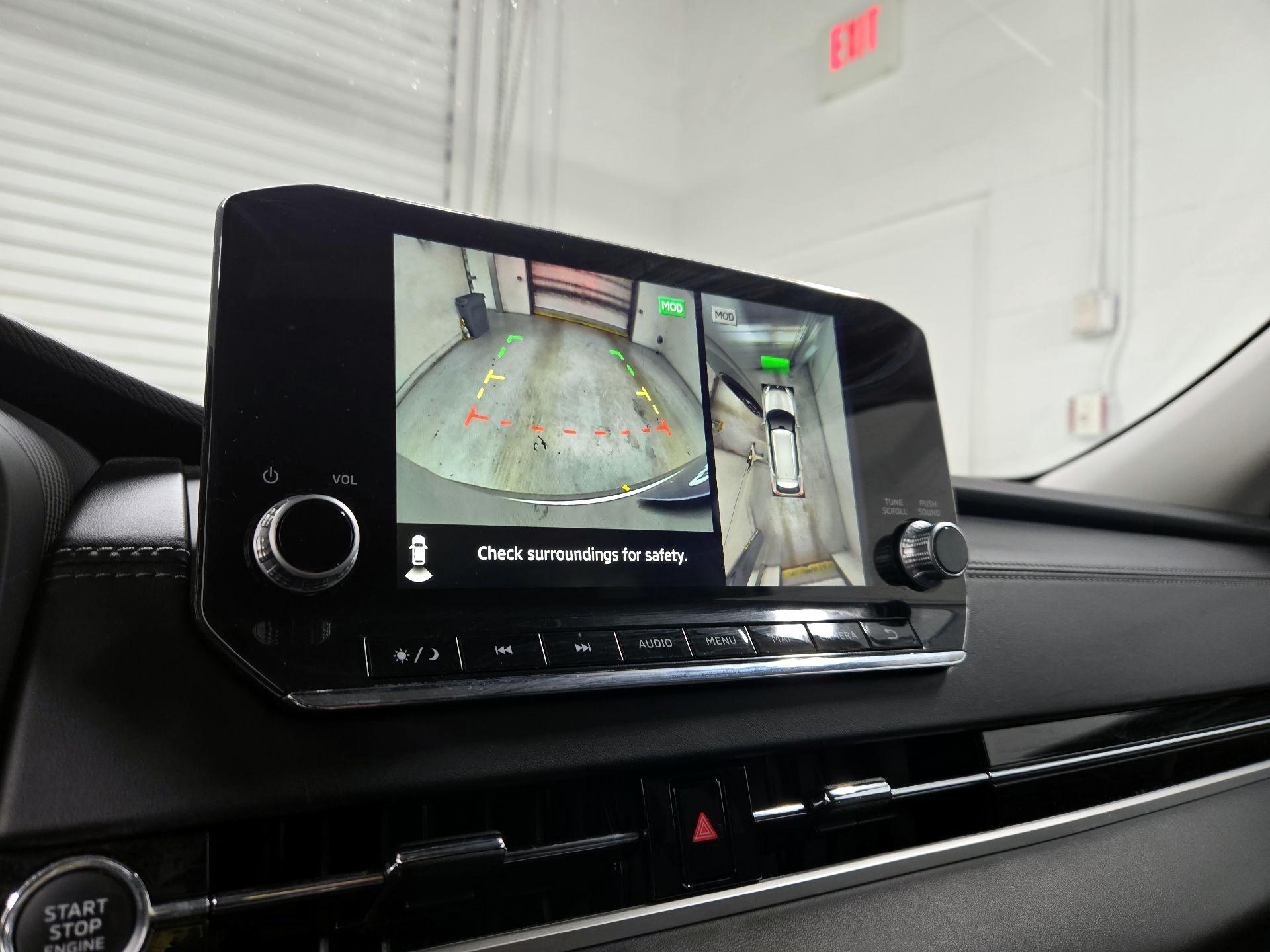 Thumbnail: 2022 Mitsubishi Outlander - 15