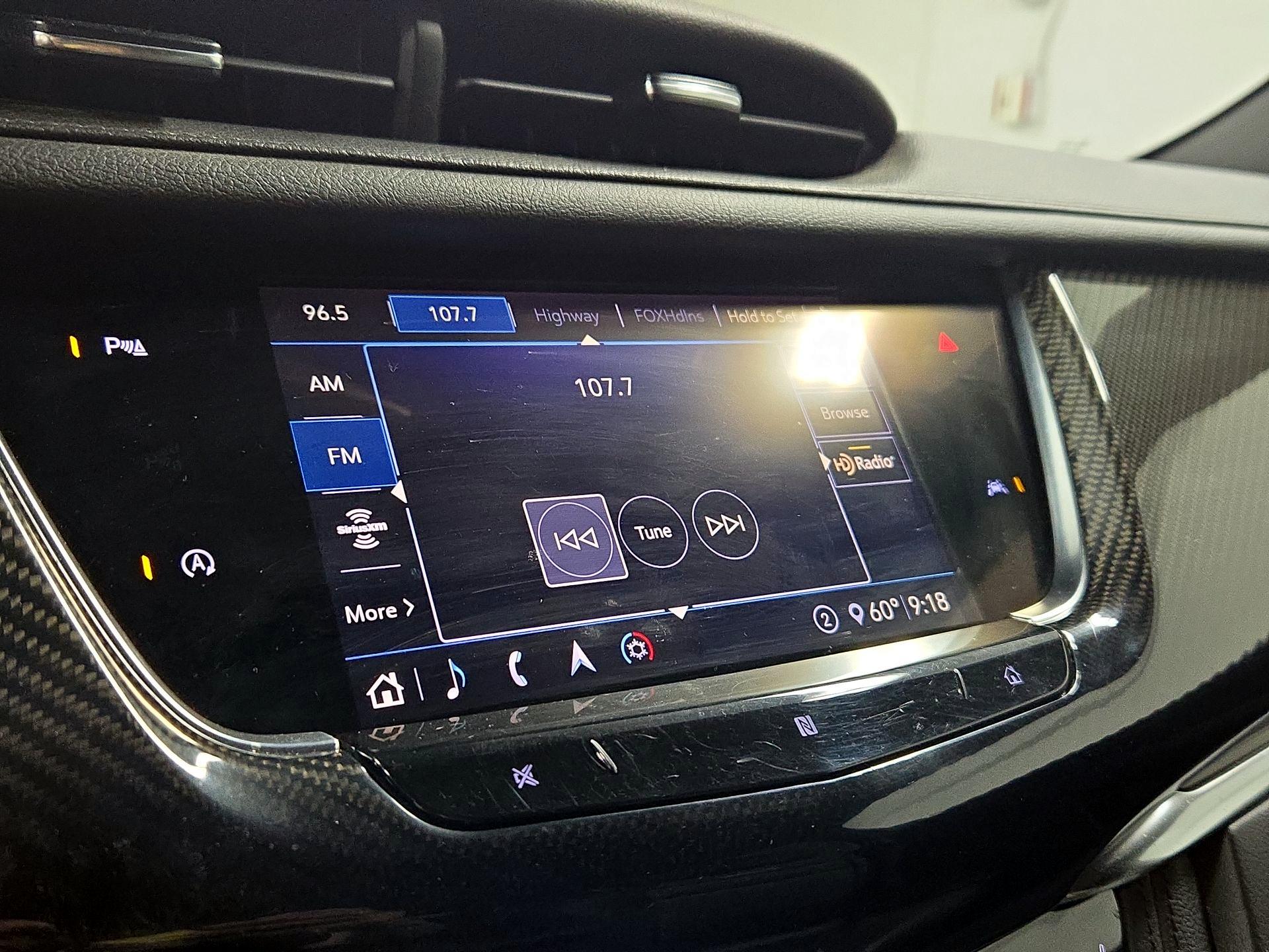 Thumbnail: 2020 Cadillac XT6 - 16