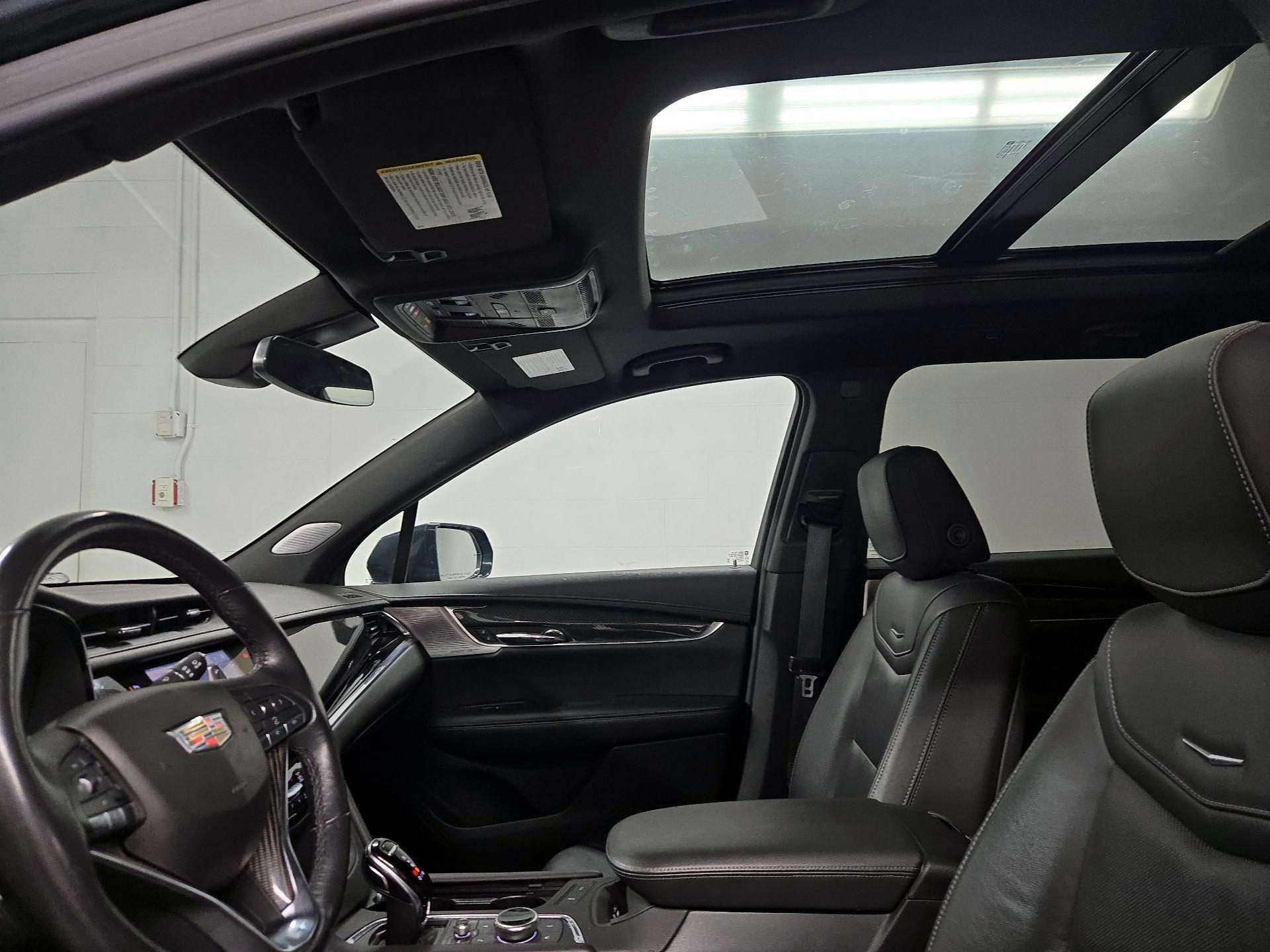 Thumbnail: 2020 Cadillac XT6 - 20