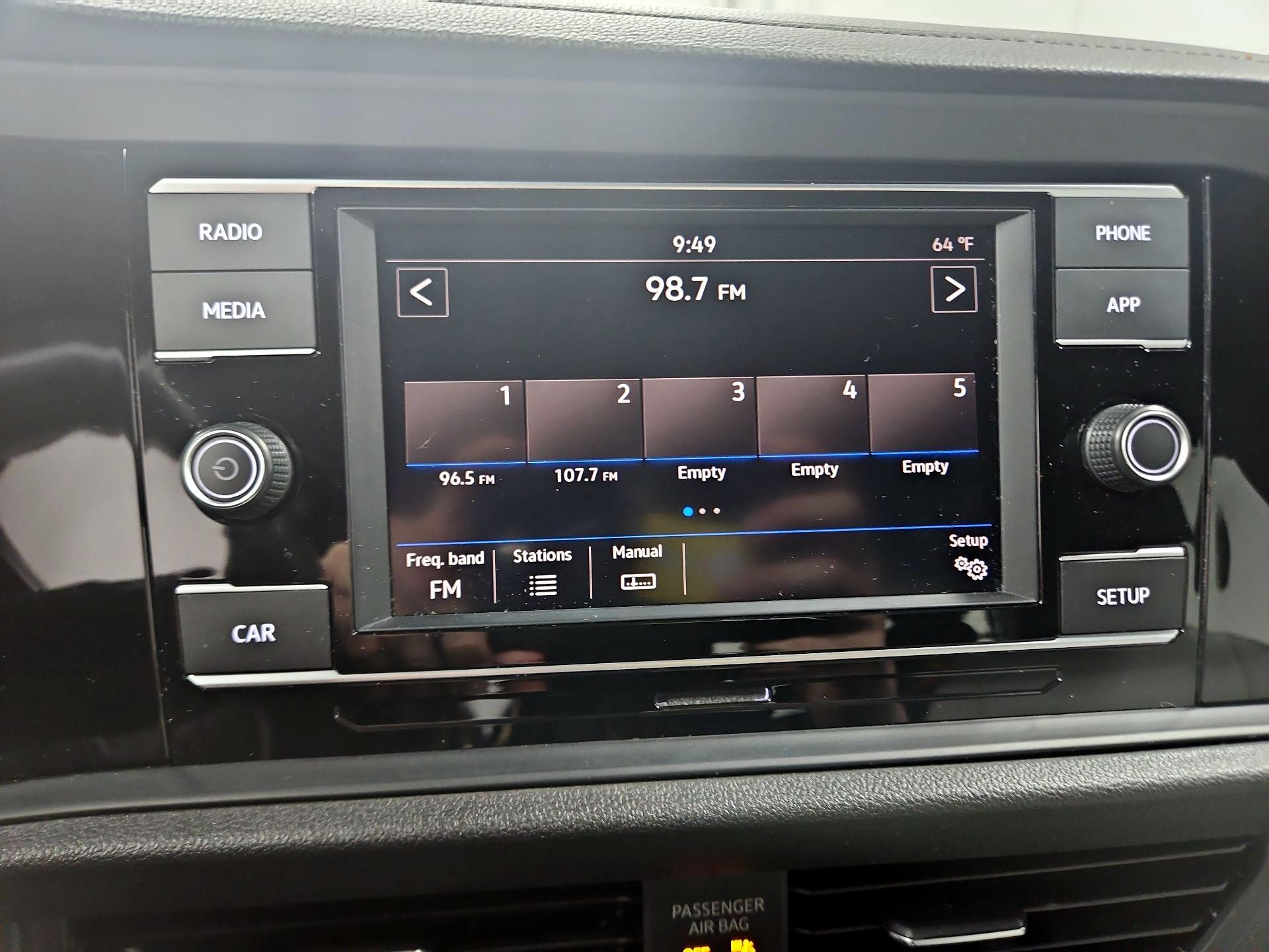 Thumbnail: 2019 Volkswagen Jetta - 15