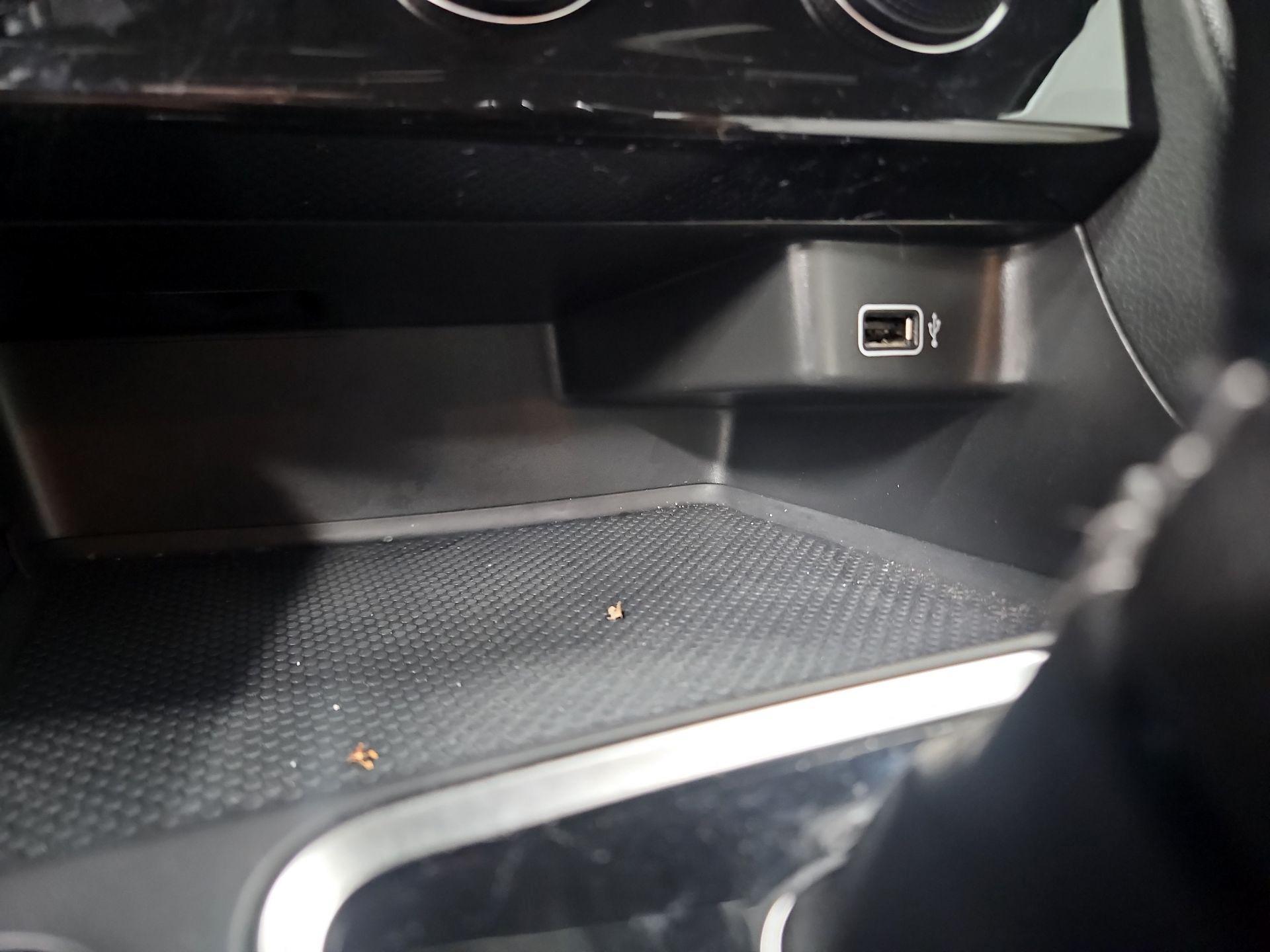 Thumbnail: 2019 Volkswagen Jetta - 18