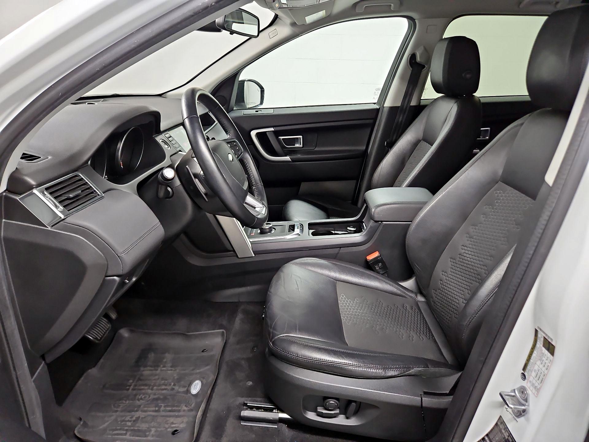 Thumbnail: 2018 Land Rover Discovery Sport - 11