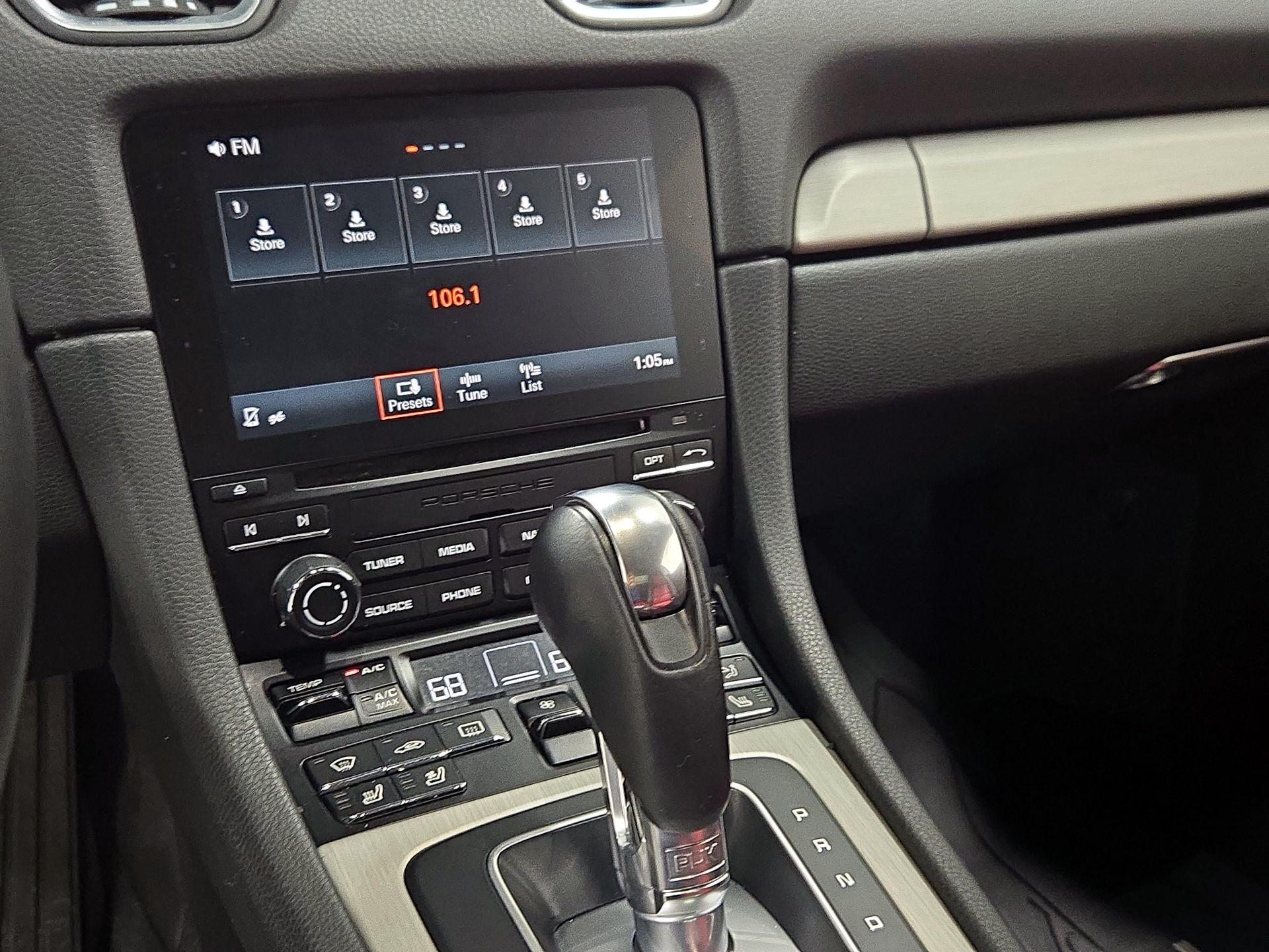 Thumbnail: 2017 Porsche 718 Cayman - 15