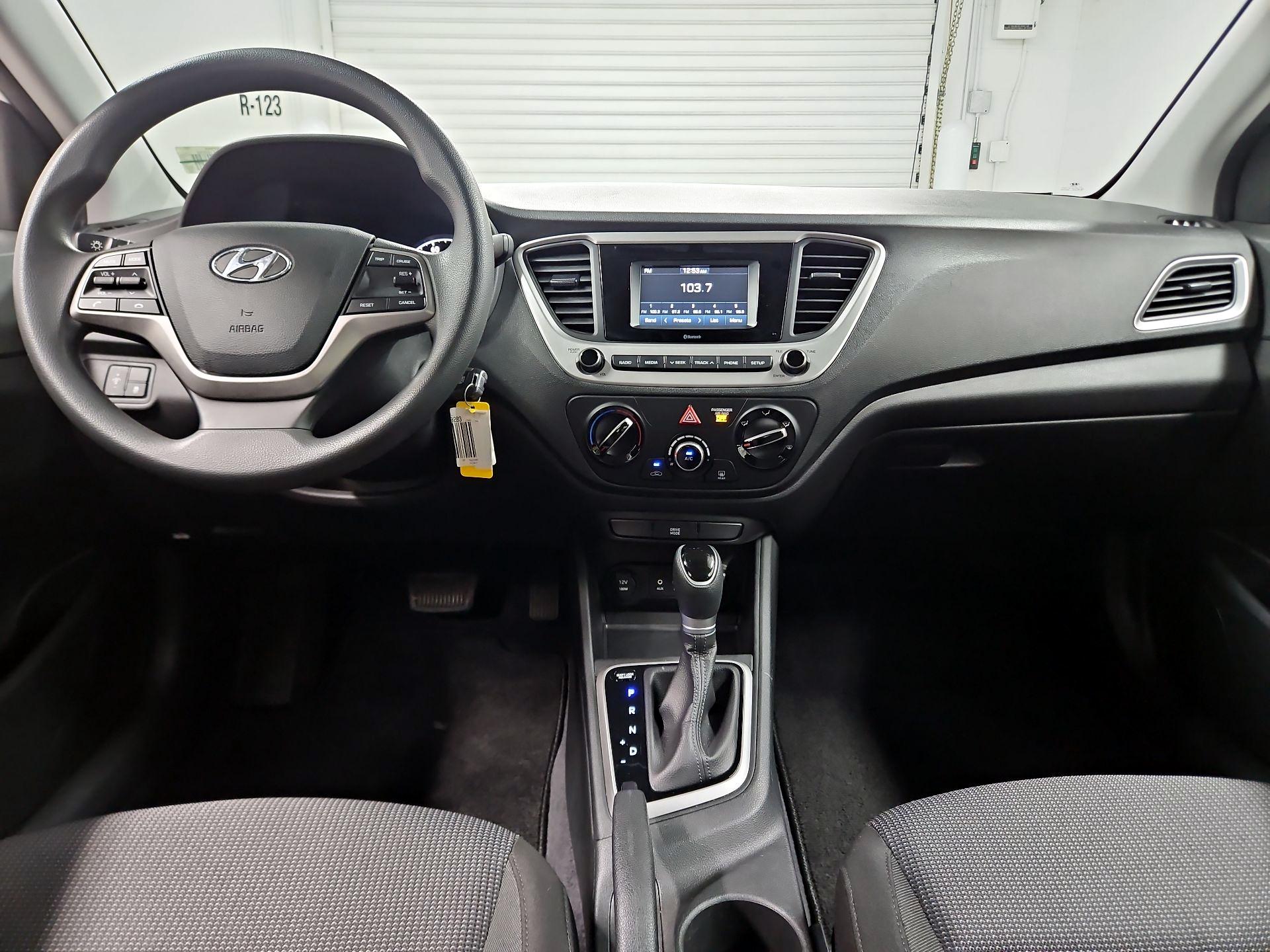 Thumbnail: 2022 Hyundai Accent - 9