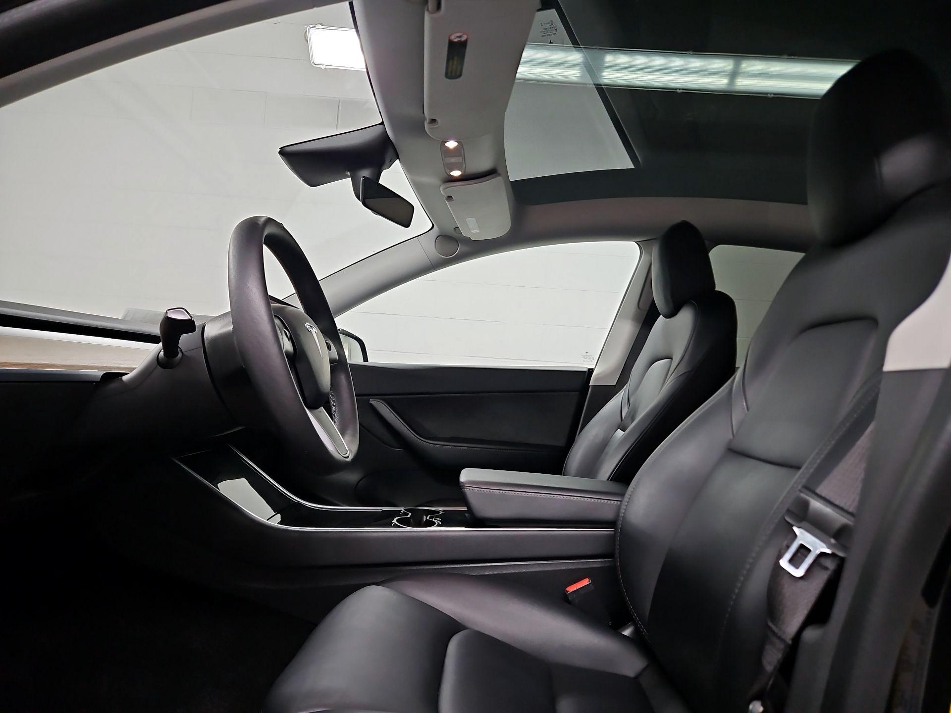 Thumbnail: 2021 Tesla Model Y - 18